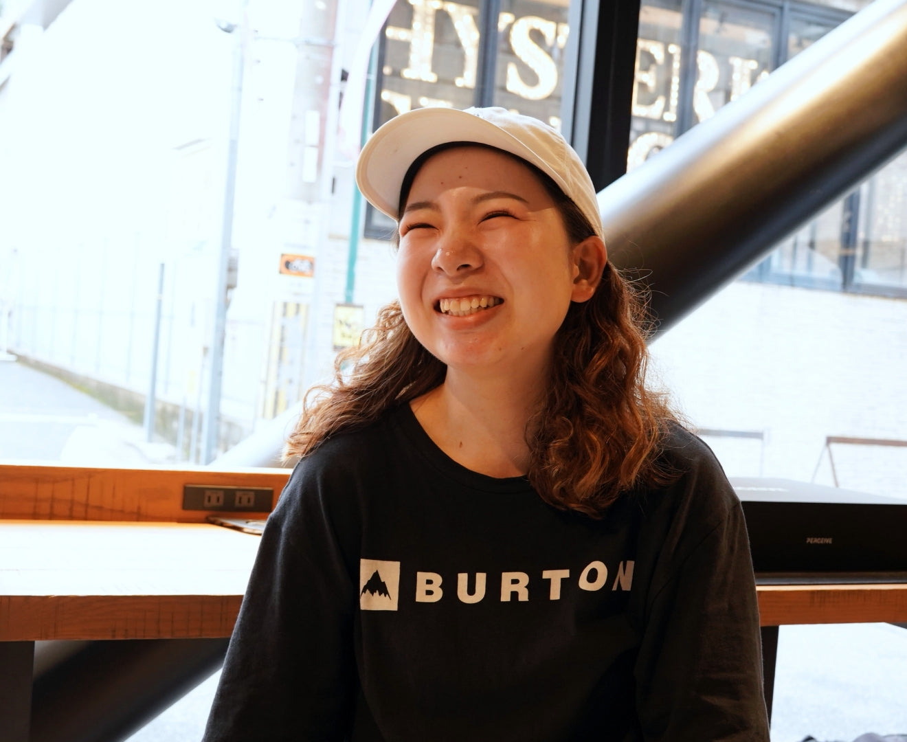 Burtonストアで働くスタッフに聞いてみた！ Burton Flagship Osaka編