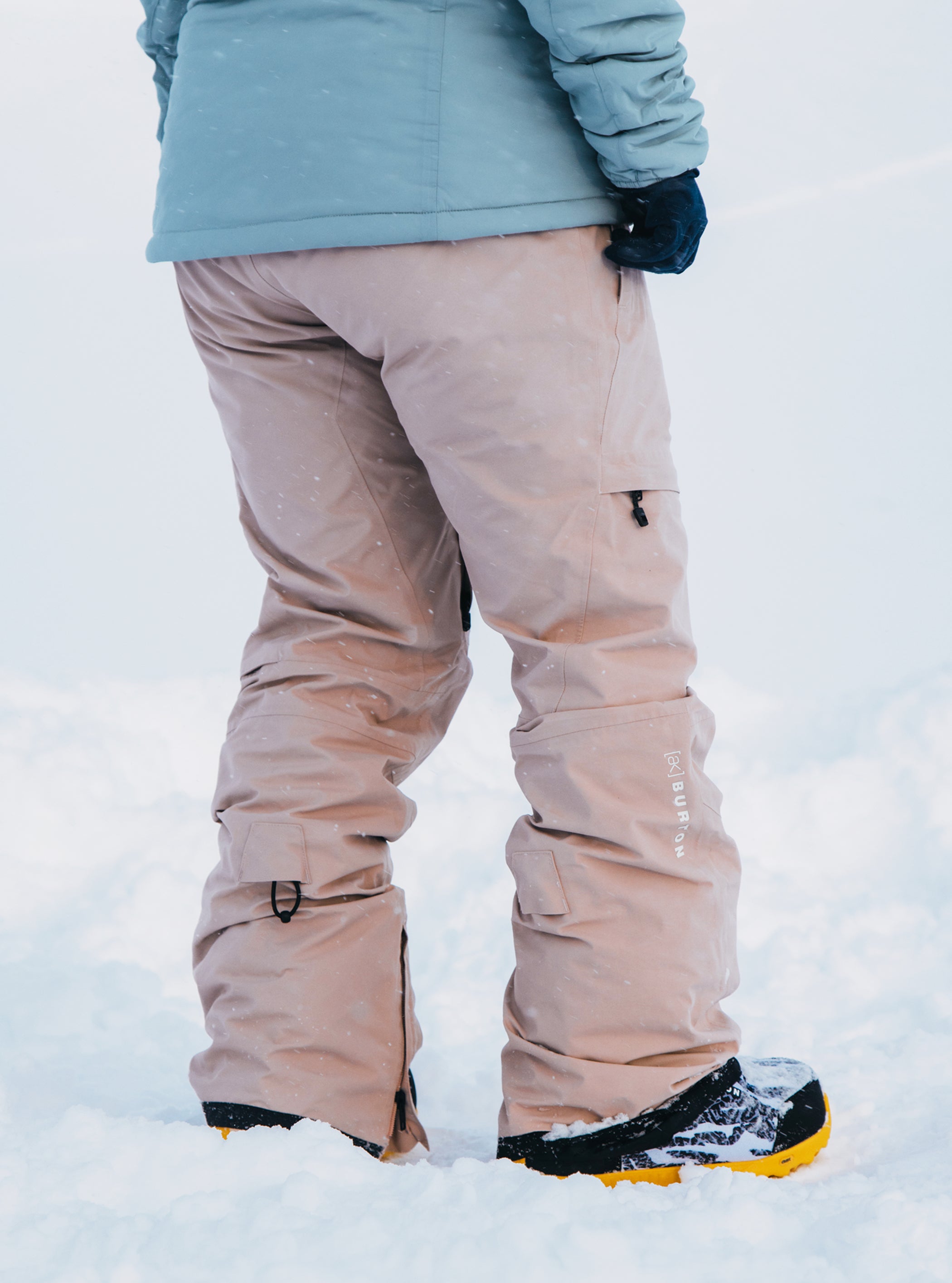 Product image of Women's Burton [ak] Summit GORE-TEX 2L Pants[Variant:Shadow Pink]