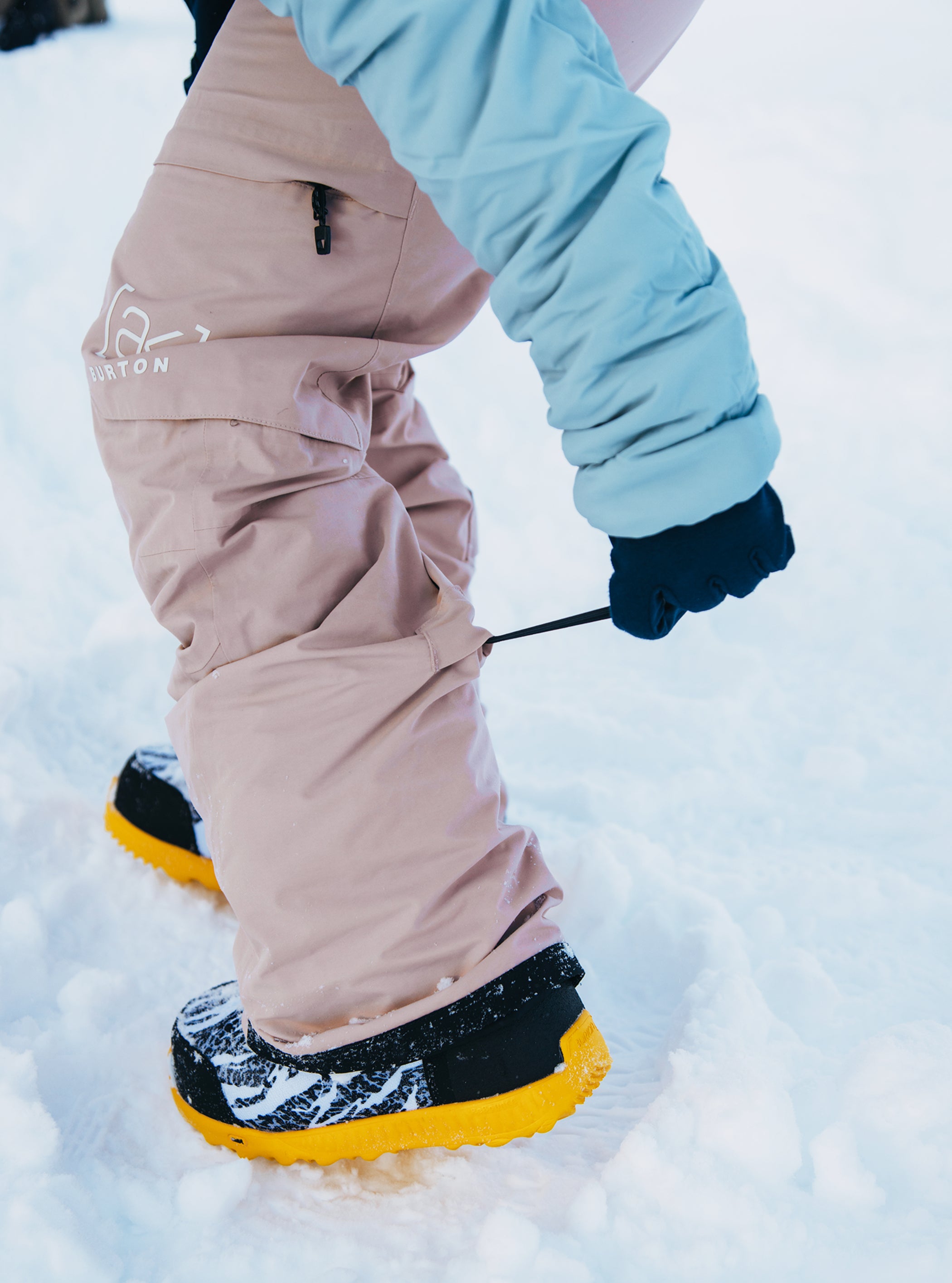 Women's Burton [ak] Summit GORE-TEX 2L Pants | Burton.com Winter 2025