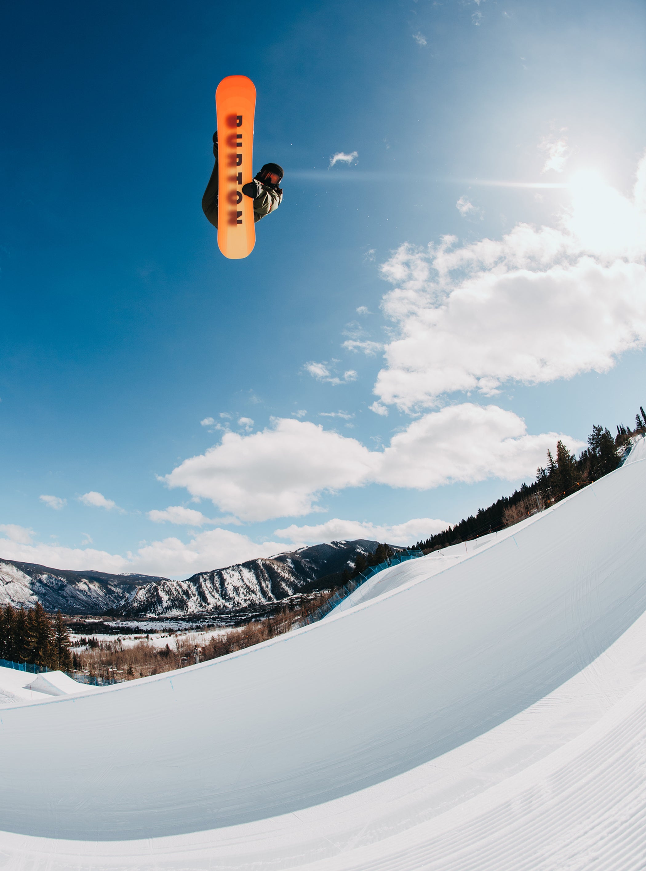 Product image of Men's Burton Custom Camber Snowboard[Variant:Graphic (2024)]