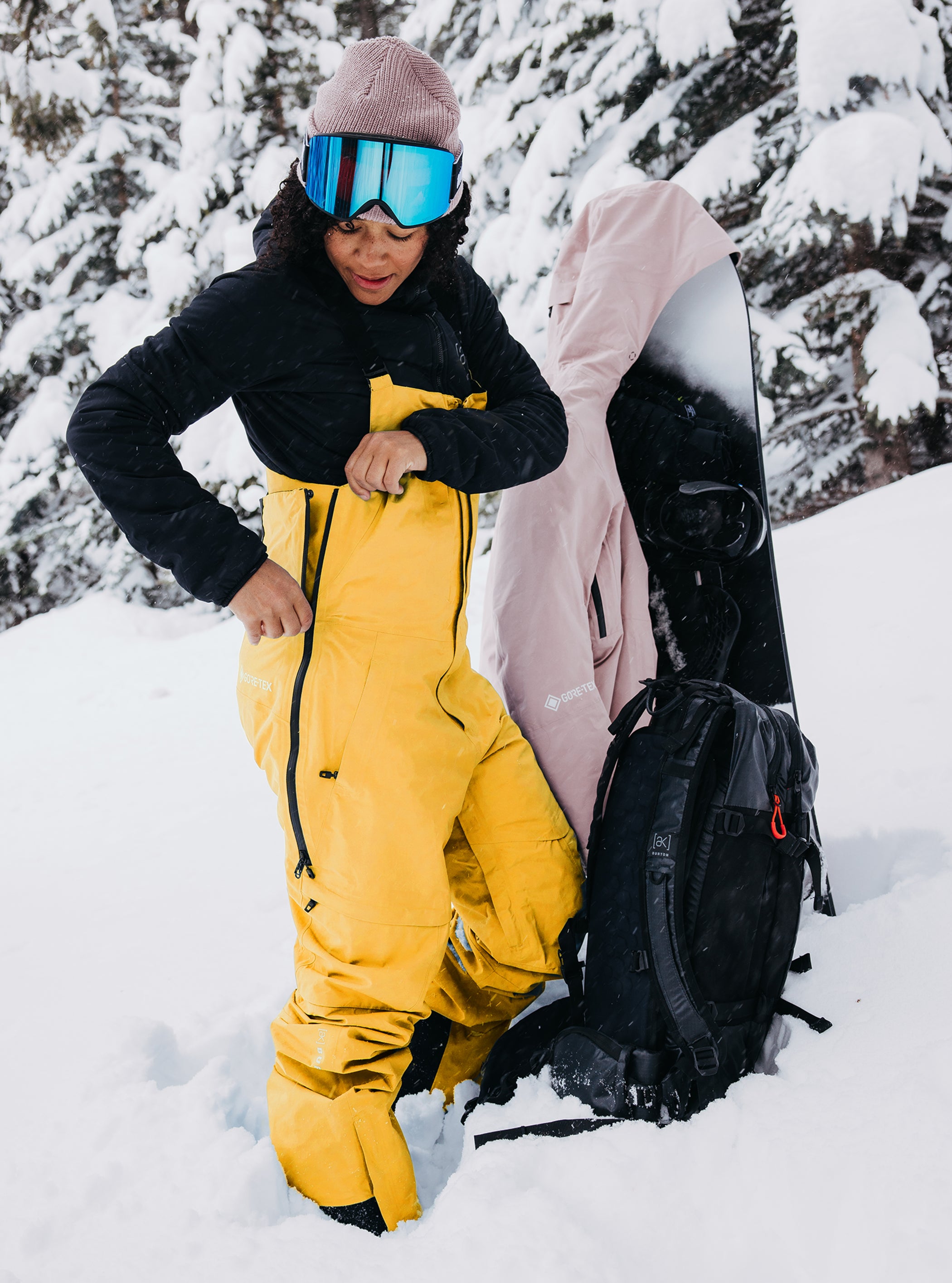 Product image of Women's Burton [ak] Kimmy GORE‑TEX 3L Stretch Bib Pants[Variant:Goldenrod]