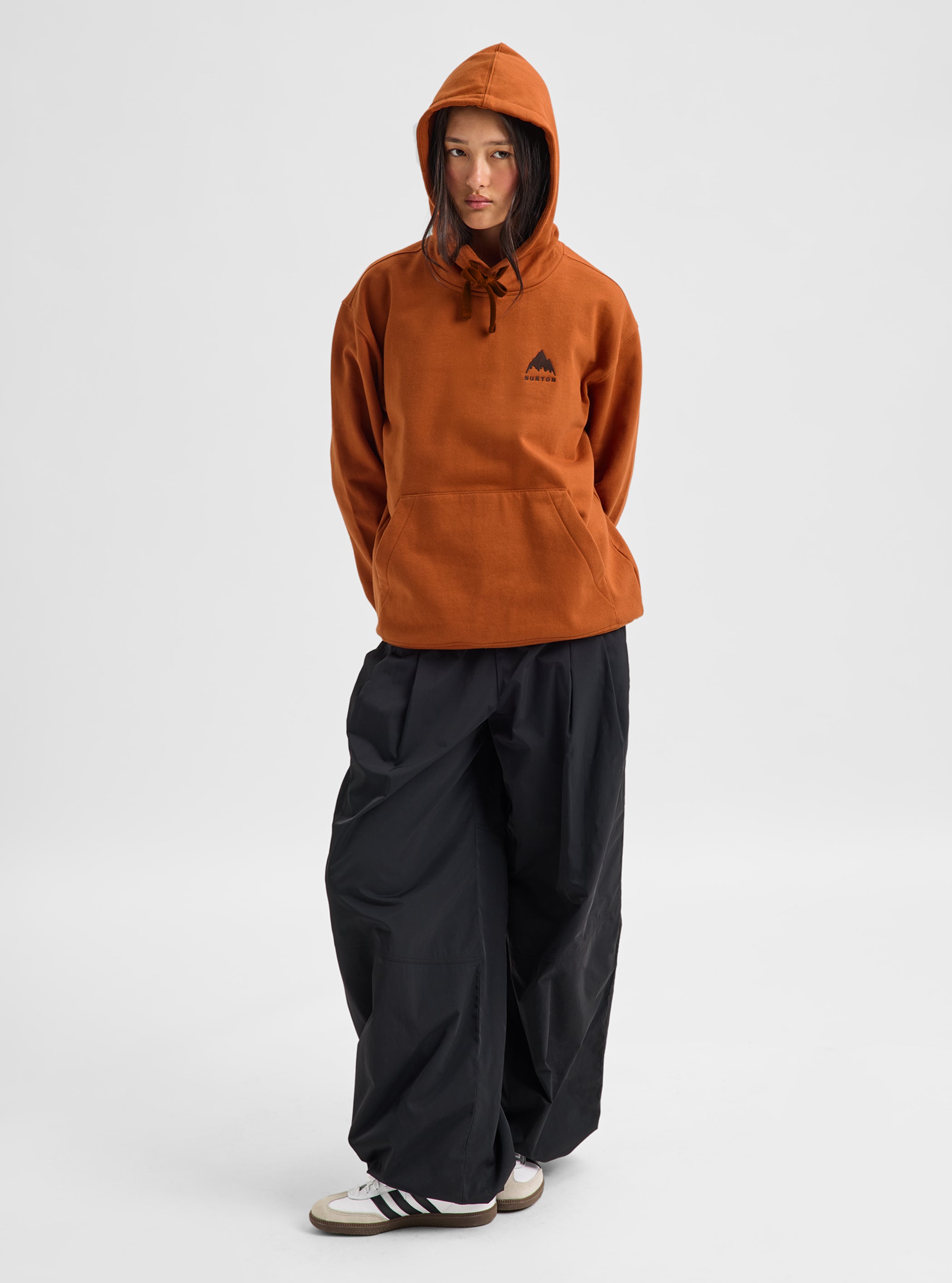 Burton マウンテン プルオーバーフーディー