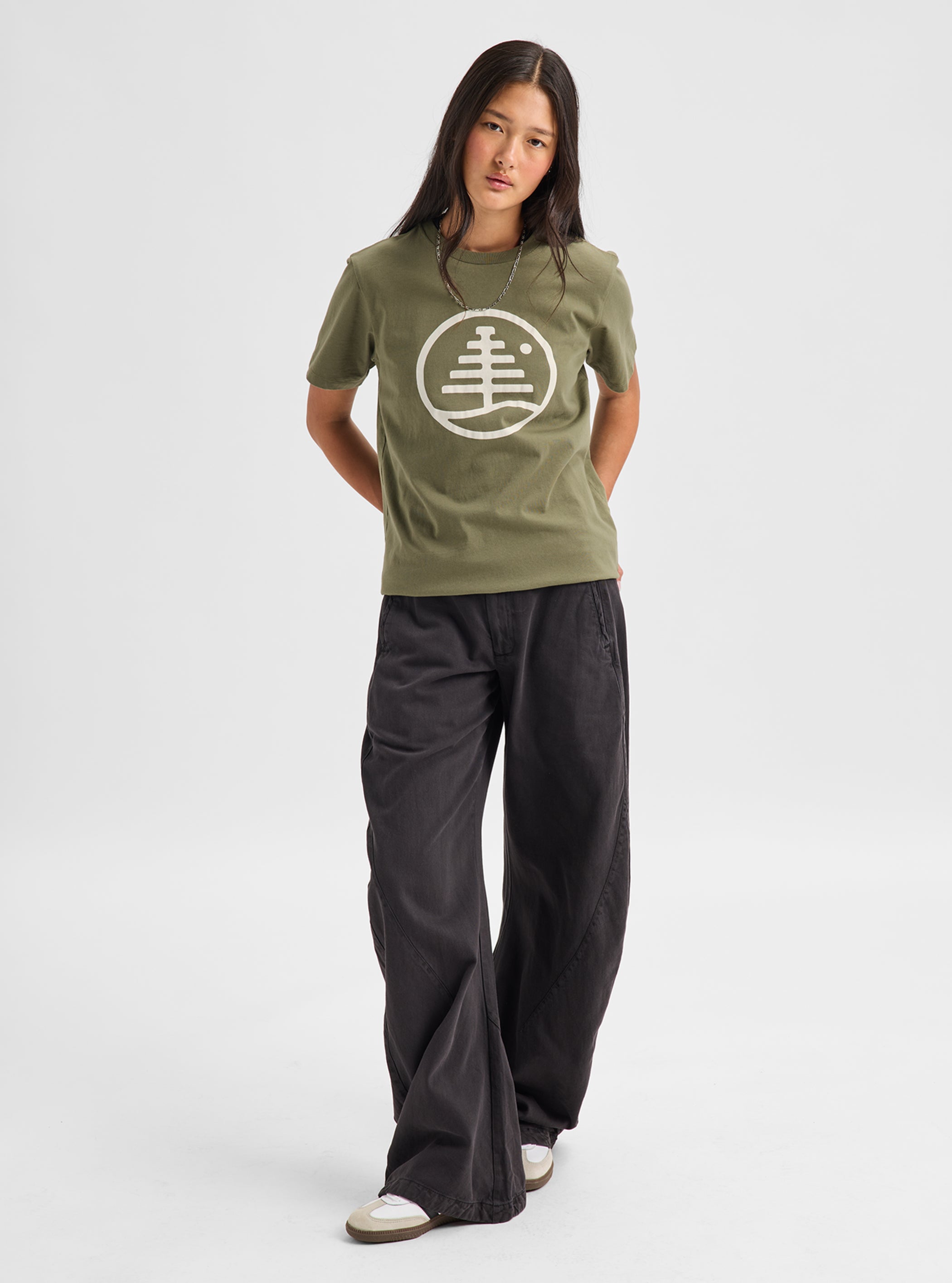 Burton ファミリーツリー ショートスリーブ Tシャツ