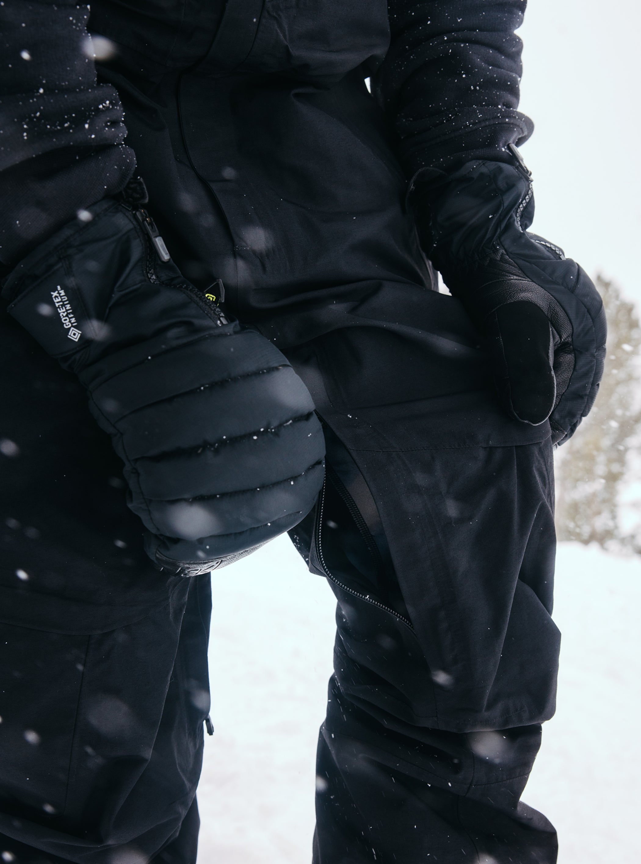 ウィメンズ Burton [ak]® キミー GORE-TEX 2L ビブパンツ