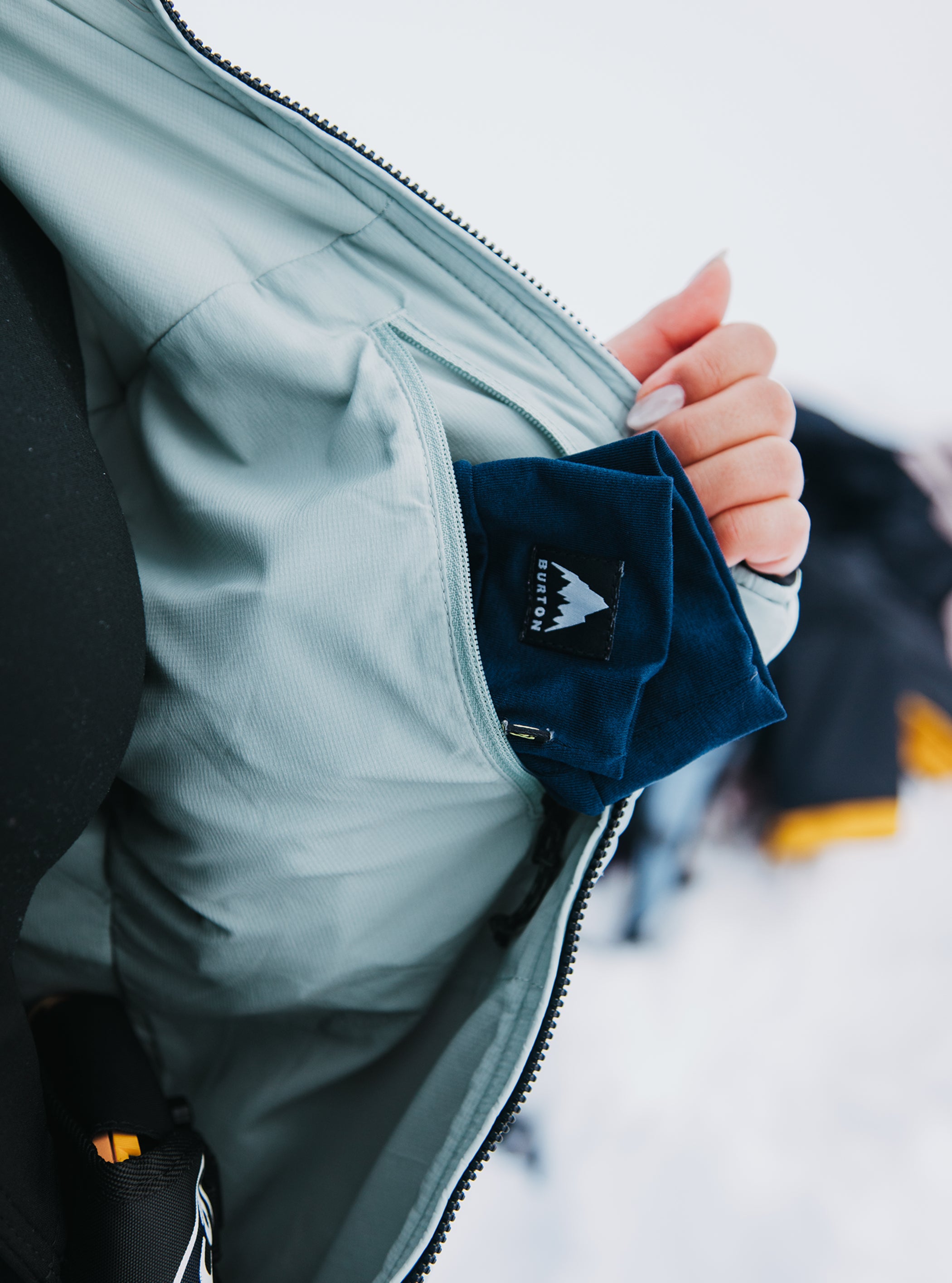 ウィメンズ Burton [ak]® ヘリウム フーデッド ストレッチ インサレーテッド ジャケット
