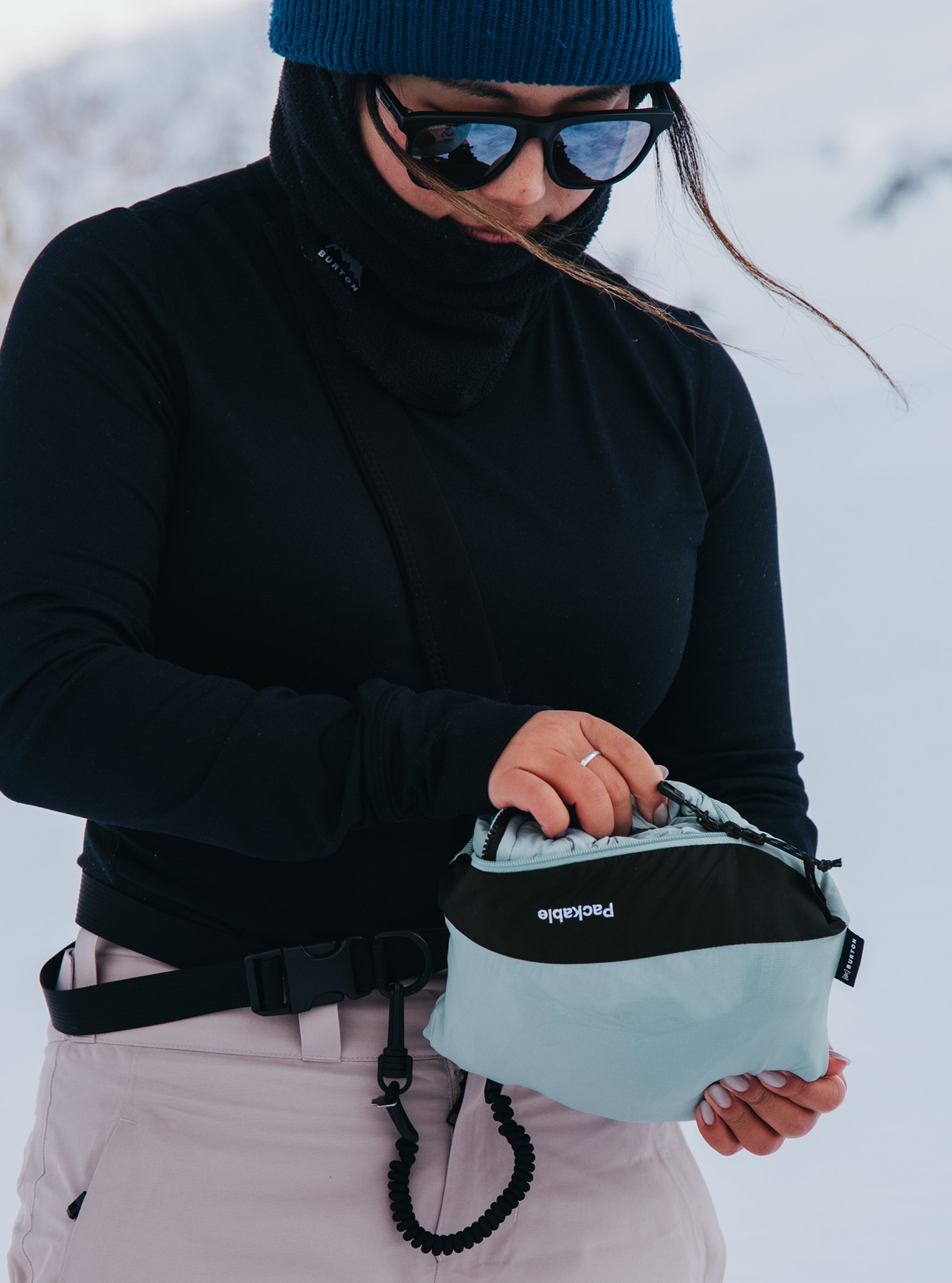 ウィメンズ Burton [ak]® ヘリウム フーデッド ストレッチ インサレーテッド ジャケット