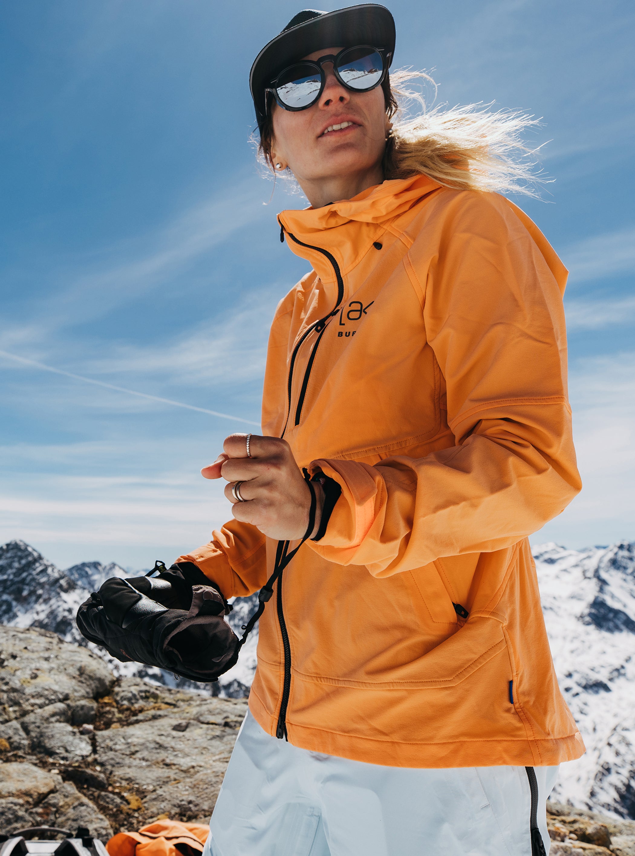 Product image of Women's Burton [ak] Softshell Jacket[Variant:Salmon Buff]