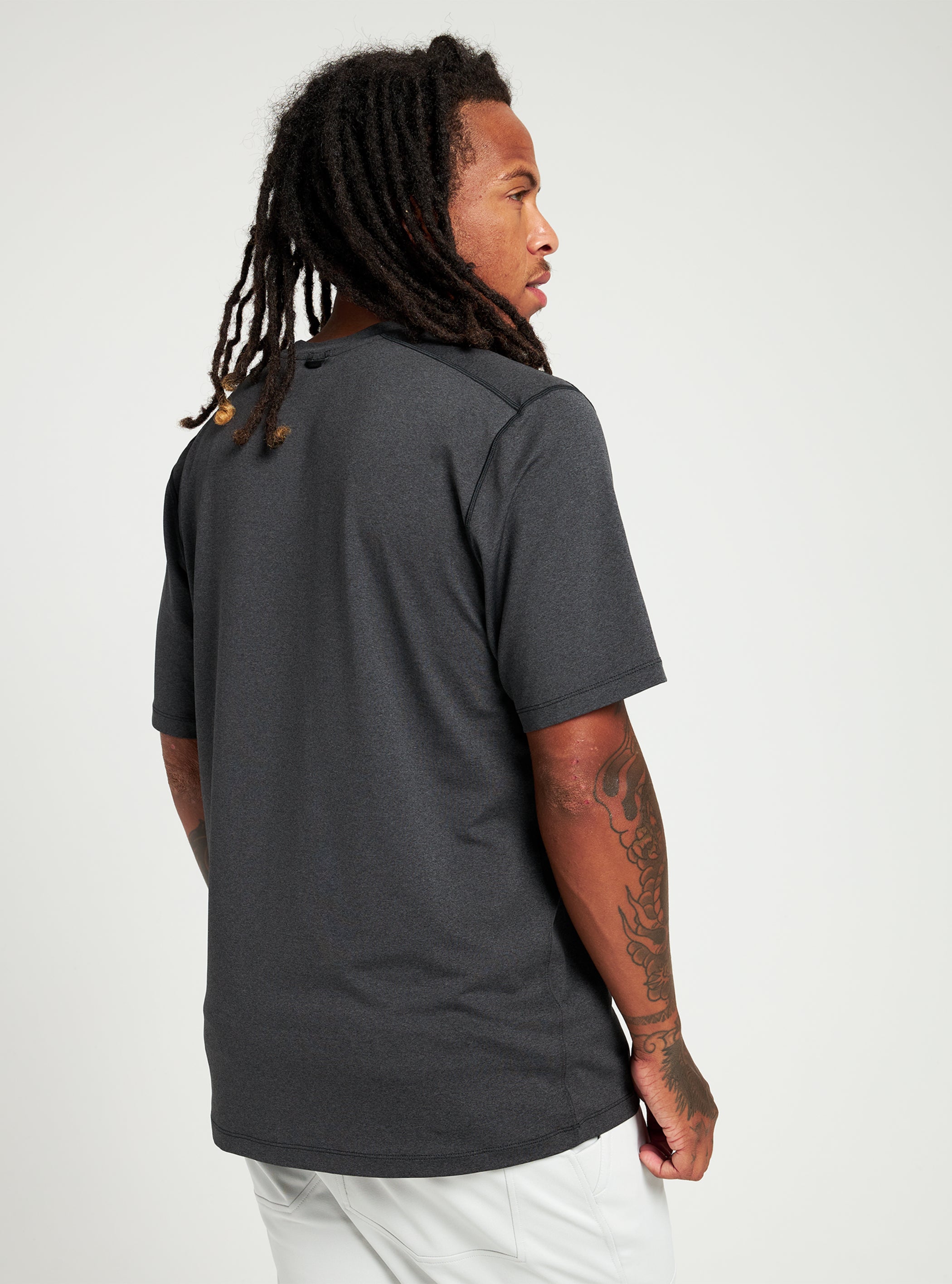 メンズ Burton Multipath エッセンシャル テック ショートスリーブ Tシャツ