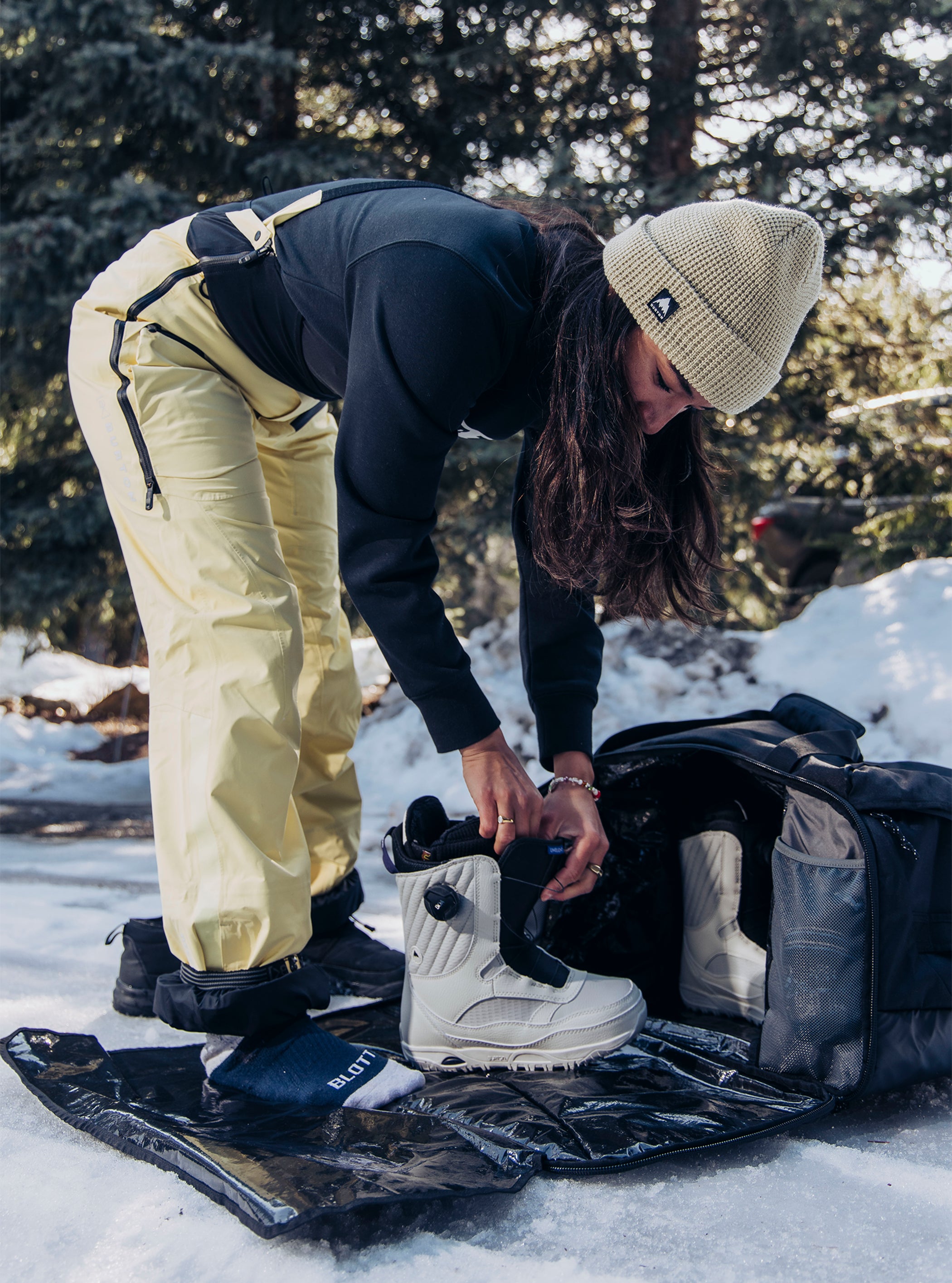 Burton フライトアテンダント 90L ダッフルバッグ