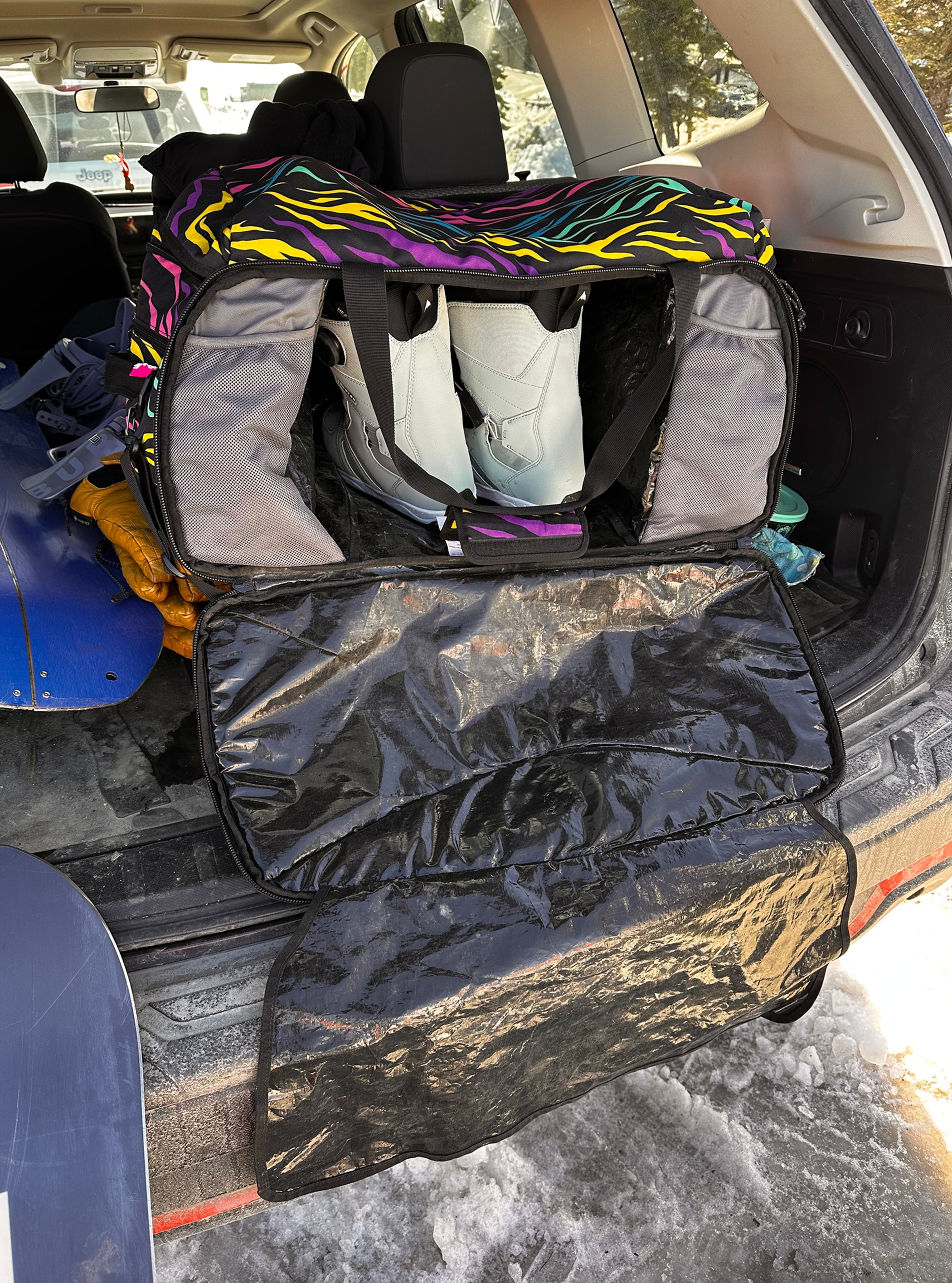 Burton フライトアテンダント 90L ダッフルバッグ
