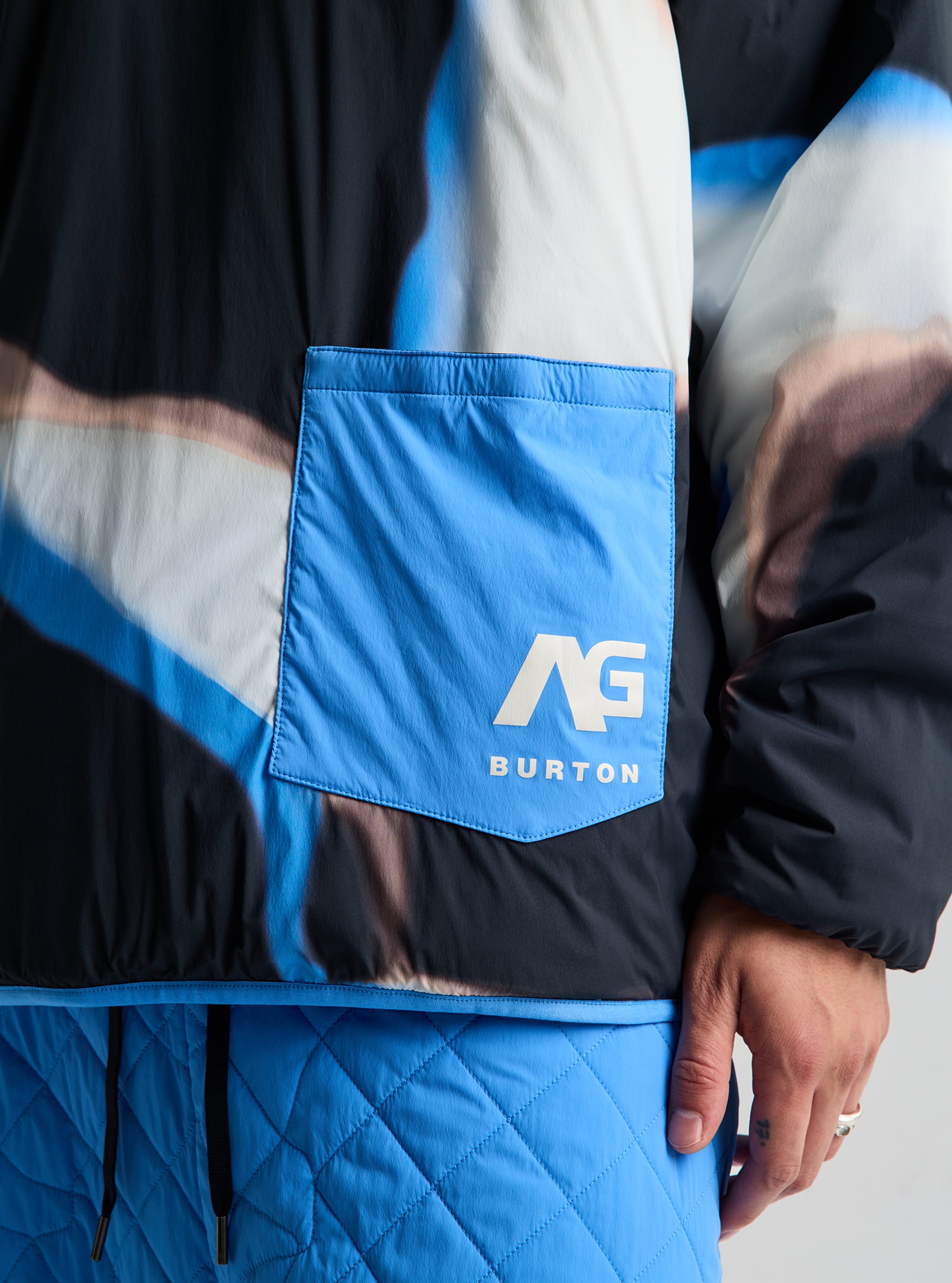 Burton AG ピンボール インサレーテッド クルーネック プルオーバー