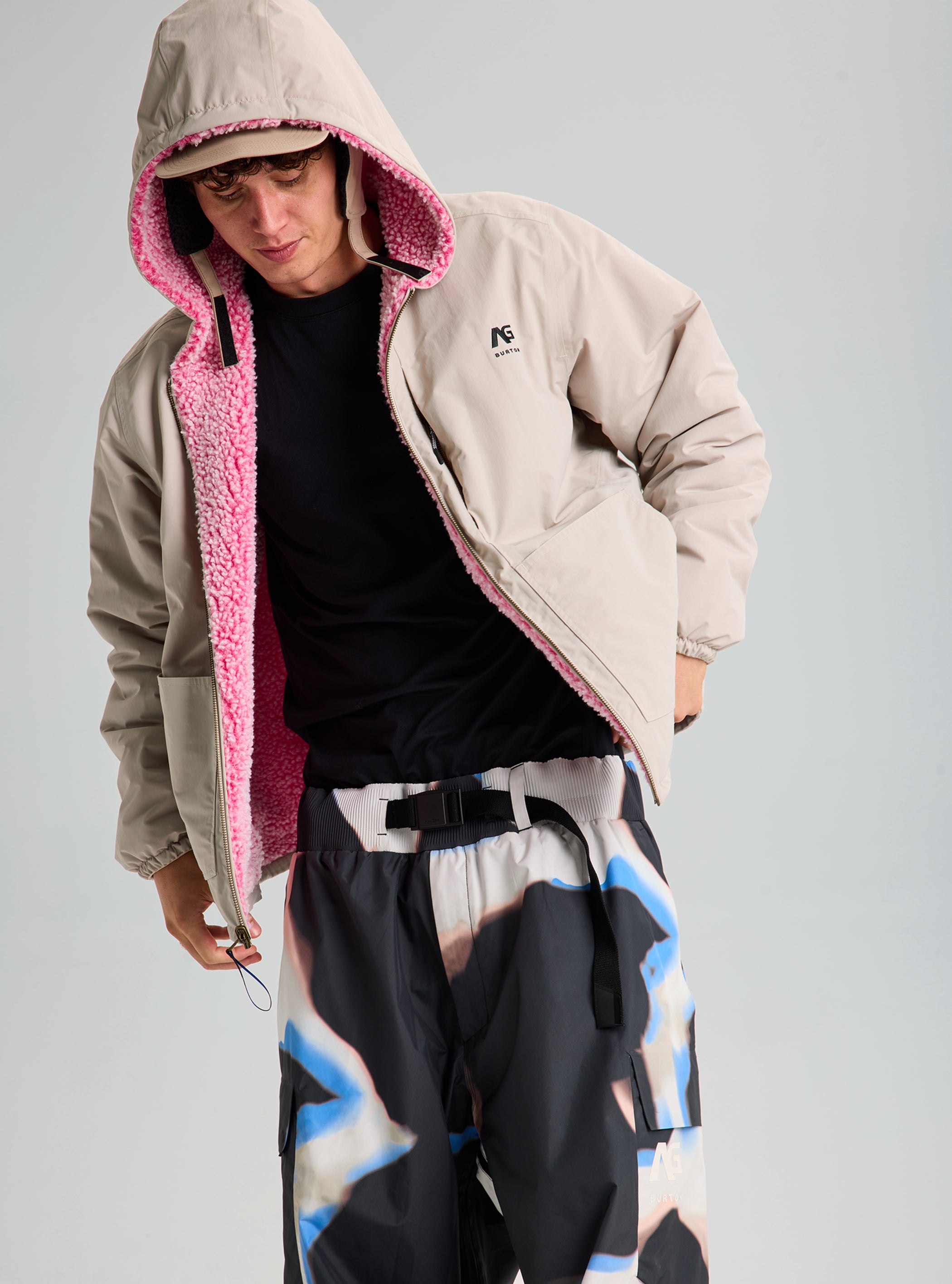 Product image of Burton AG Speakout Crewneck Shirt[Variant:Stone Grey / Plush Pink]