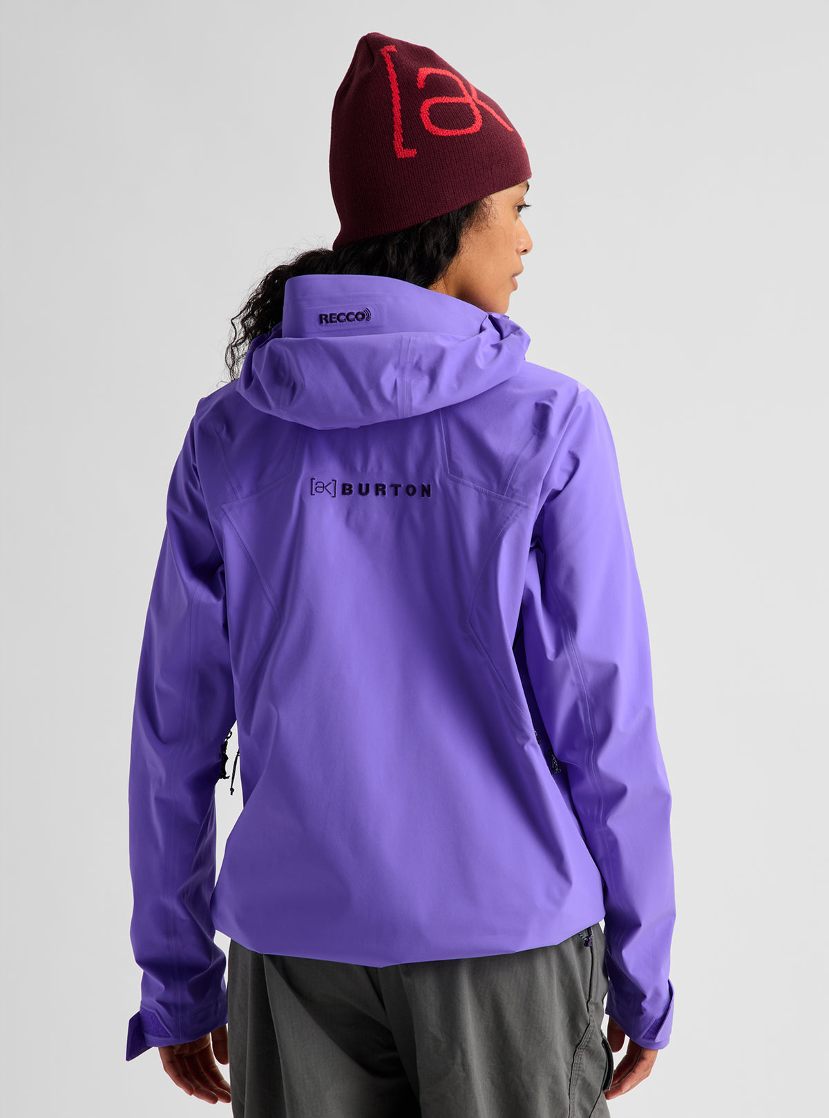 Product image of Women's Burton [ak] Tuvak GORE-TEX C-Knit 3L Jacket[Variant:Purple Voltage]