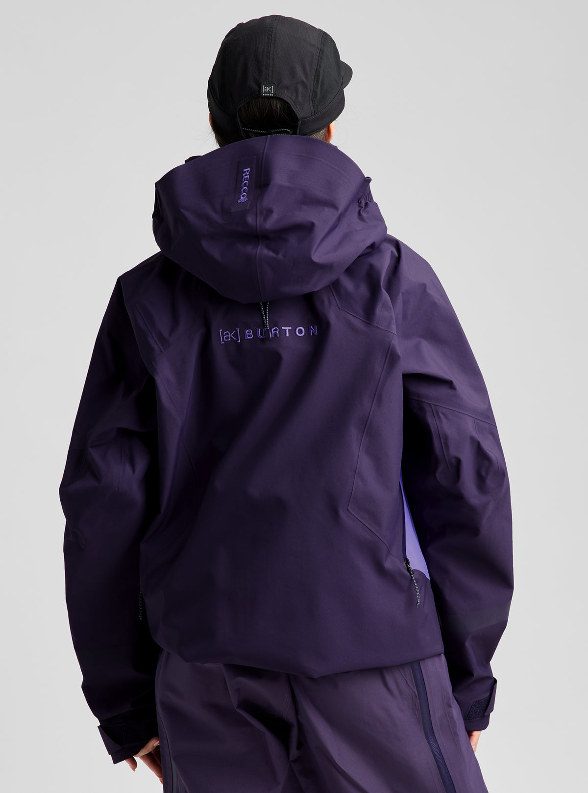 Product image of Women's Burton [ak] Acamar GORE-TEX PRO 3L Jacket[Variant:Nightshade Purple / Purple Voltage]