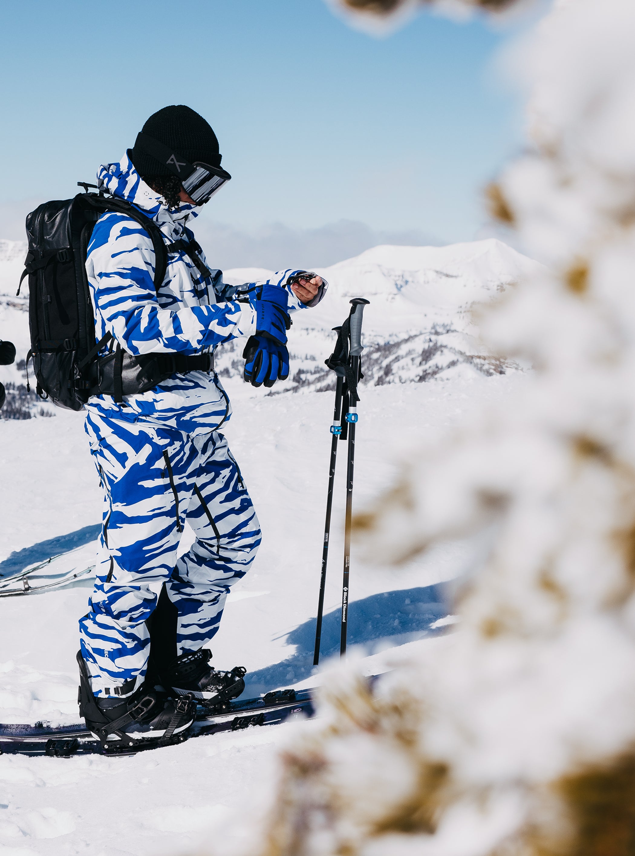 Product image of Women's Burton [ak] Tuvak GORE-TEX C-KNIT 3L Pants[Variant:Oversized Zebra Jake Blue]