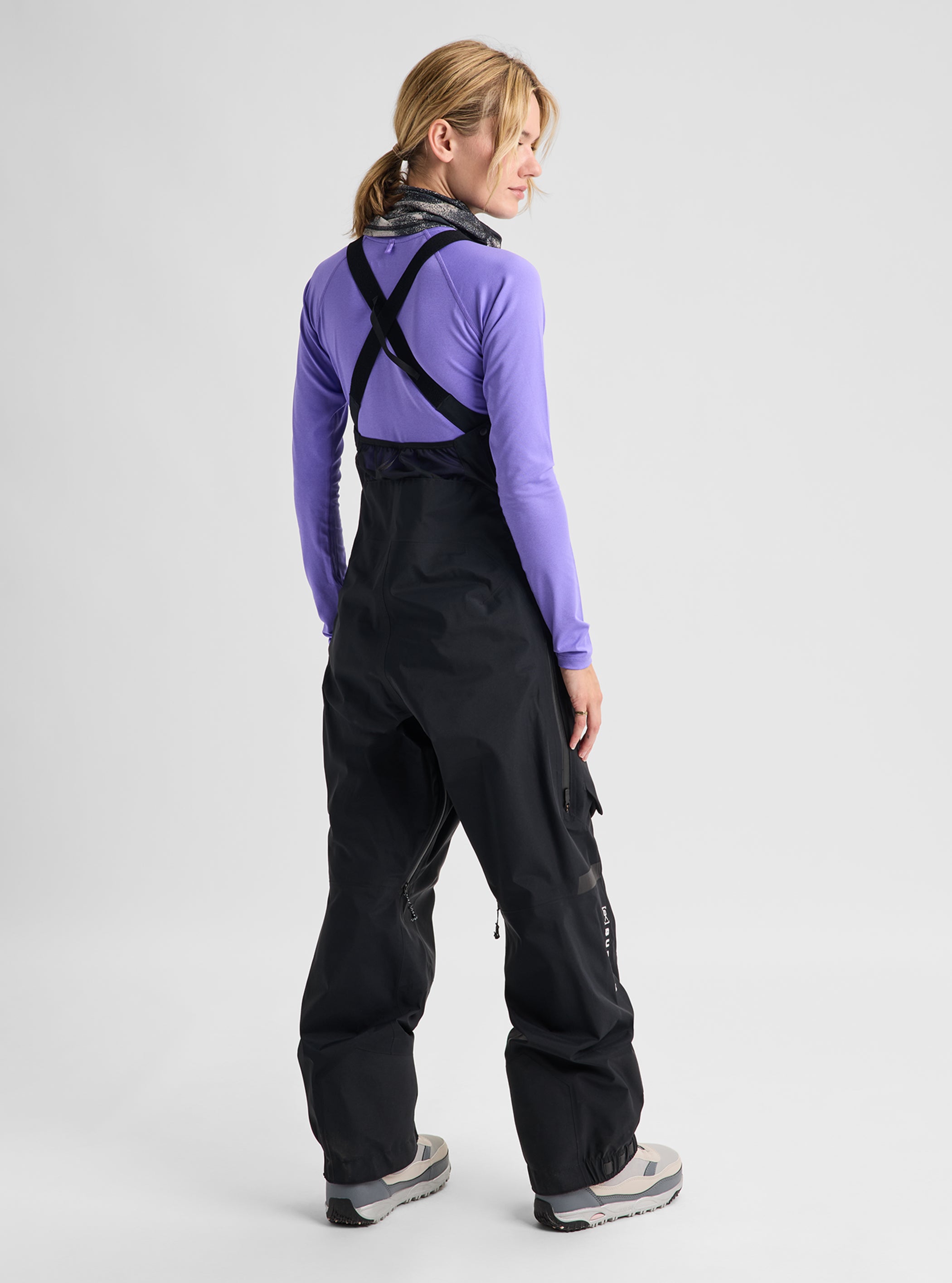 Product image of Women's Burton [ak] Acamar GORE-TEX PRO 3L Bib Pants[Variant:True Black]