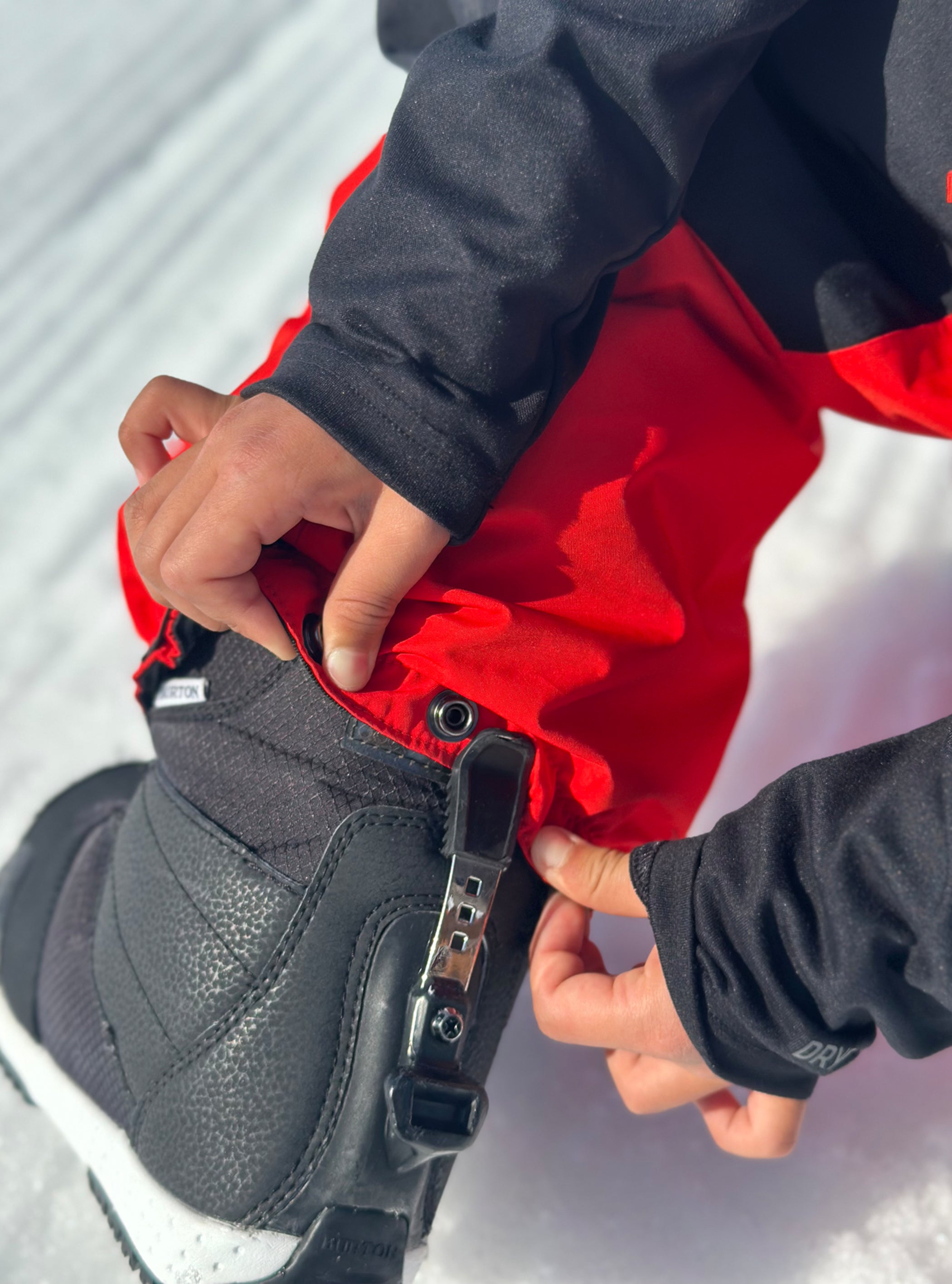 キッズ Burton パウライン GORE-TEX 2L ビブパンツ
