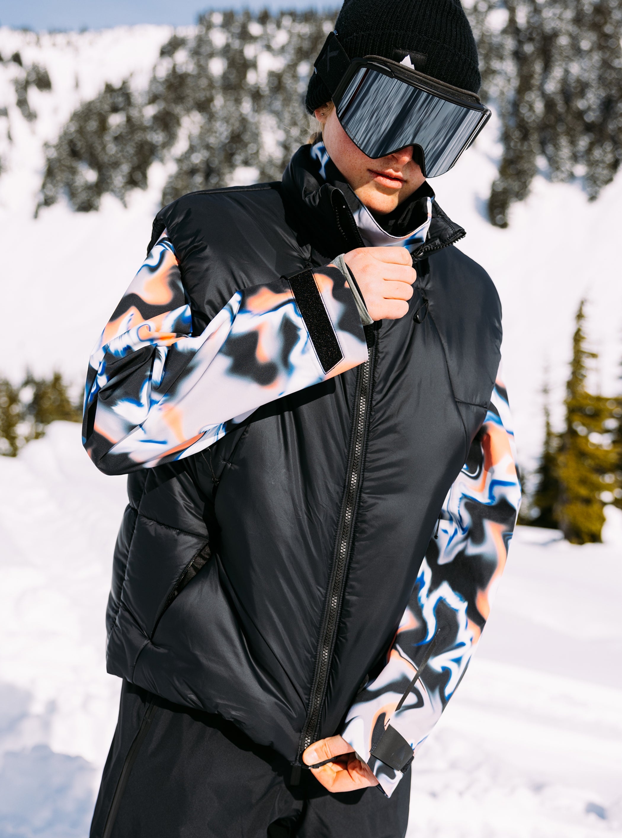 Burton フューチャートラスト インサレーター ベスト