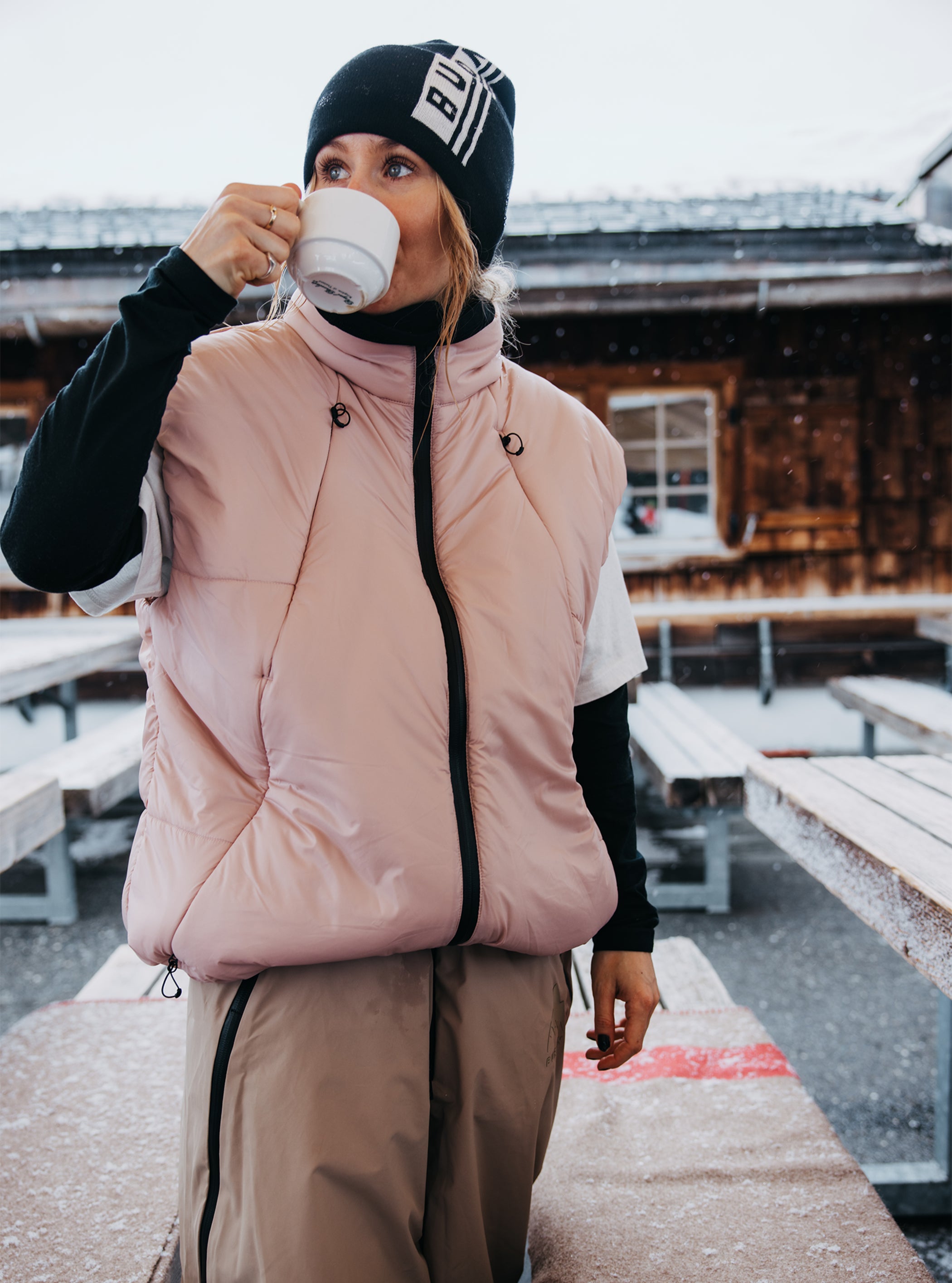 Product image of Burton Futuretrust Insulator Vest[Variant:Shadow Pink]