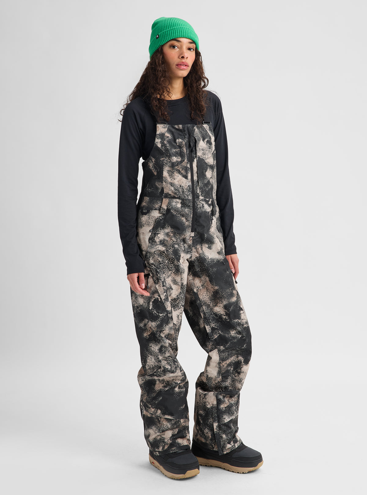 Product image of Women's Burton Reserve GORE-TEX 2L Bib Pants[Variant:Desert Rock]