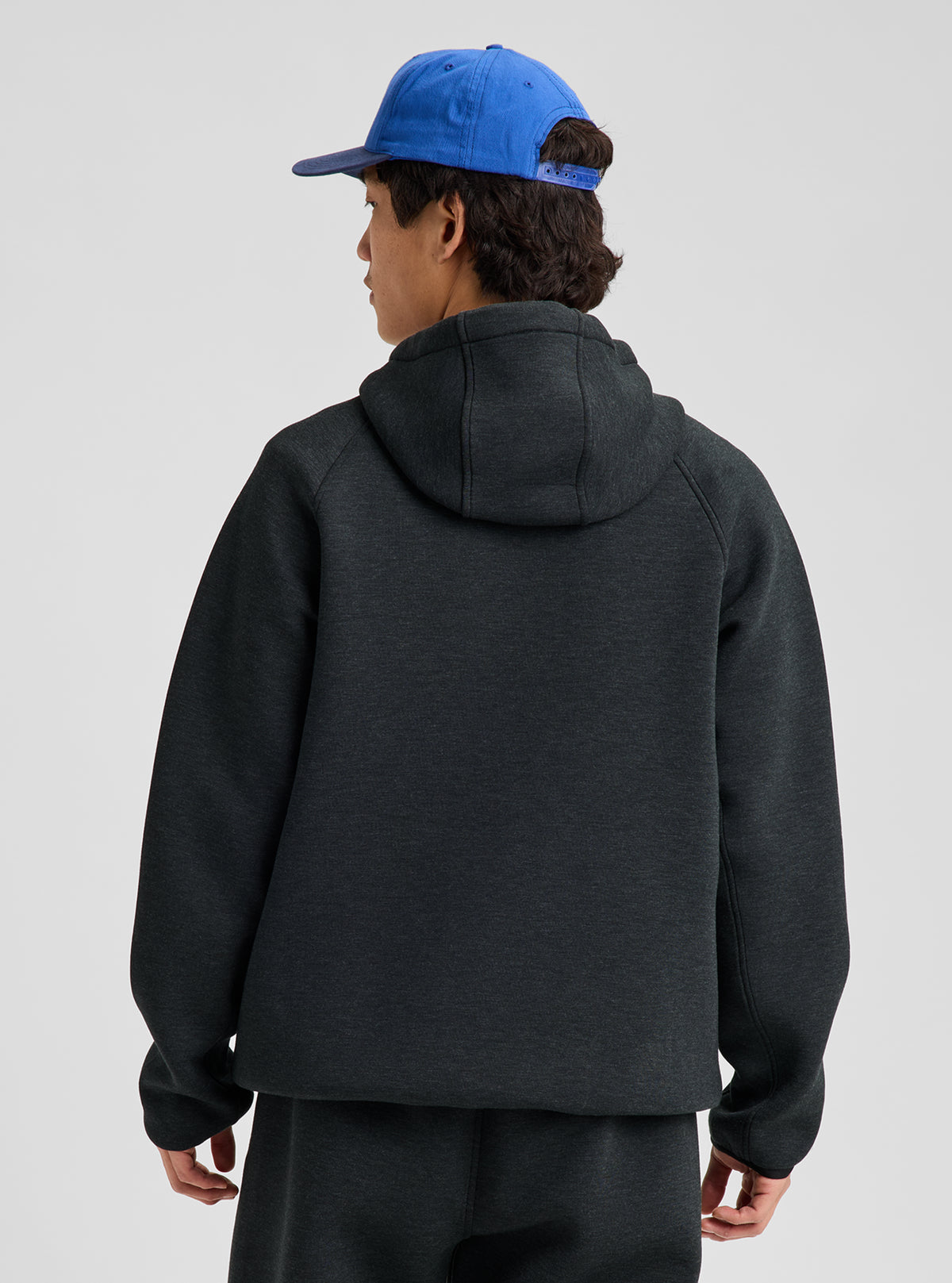 Product image of Men's Burton SpaceCloud Pullover Hoodie[Variant:True Black Heather]