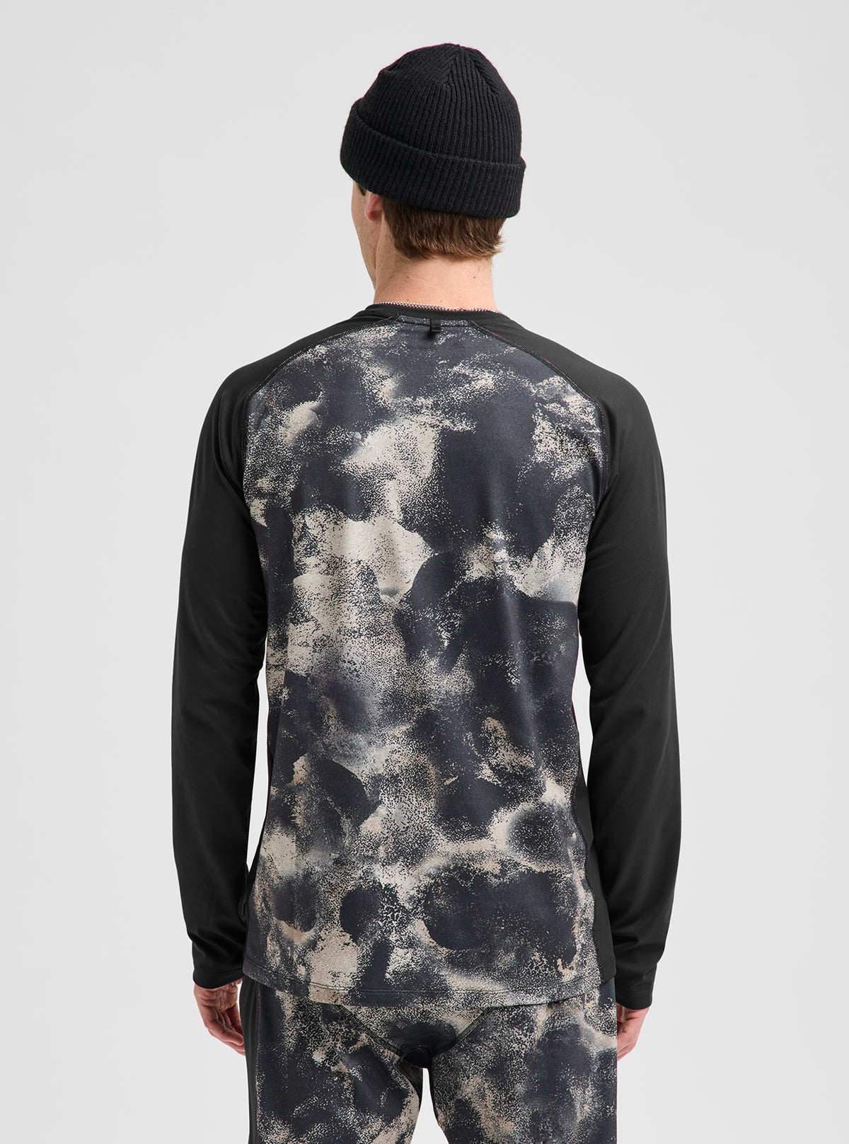 Product image of Men's Burton Synthetic Midweight Base Layer Crew[Variant:Desert Rock / True Black]