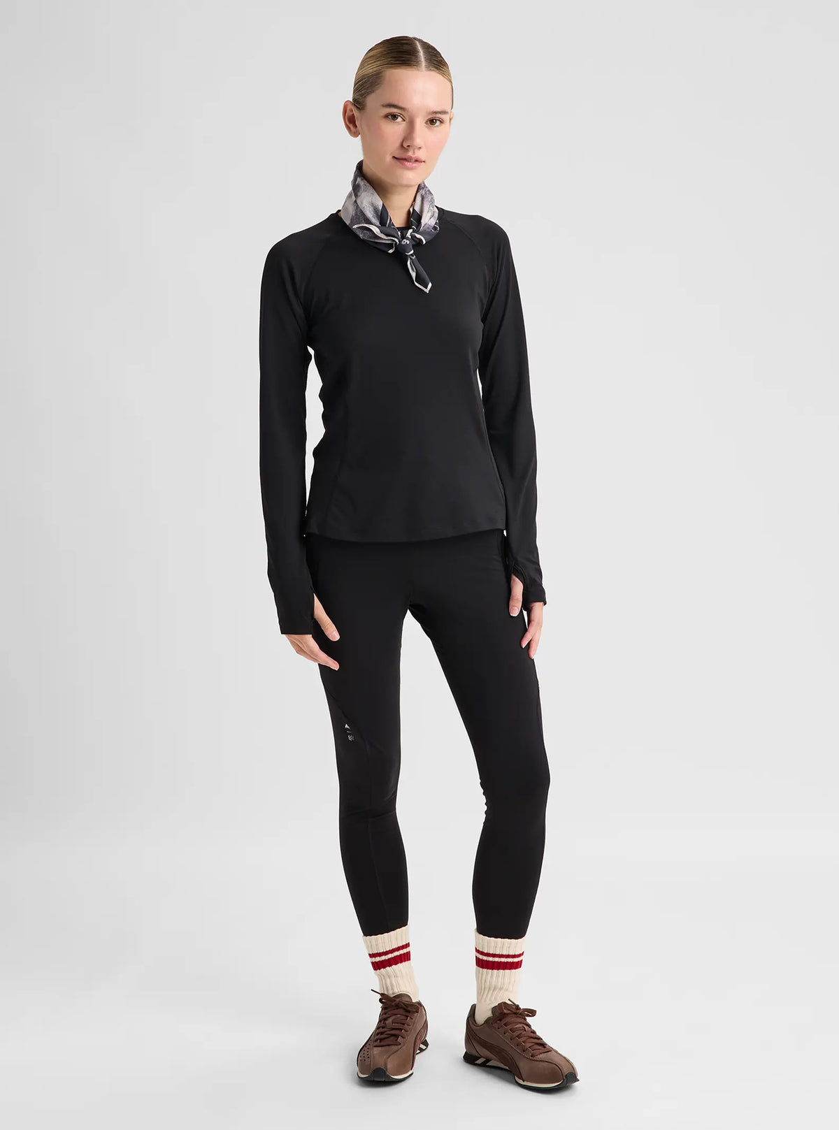 Product image of Women's Burton Synthetic Midweight Base Layer Crew[Variant:True Black]