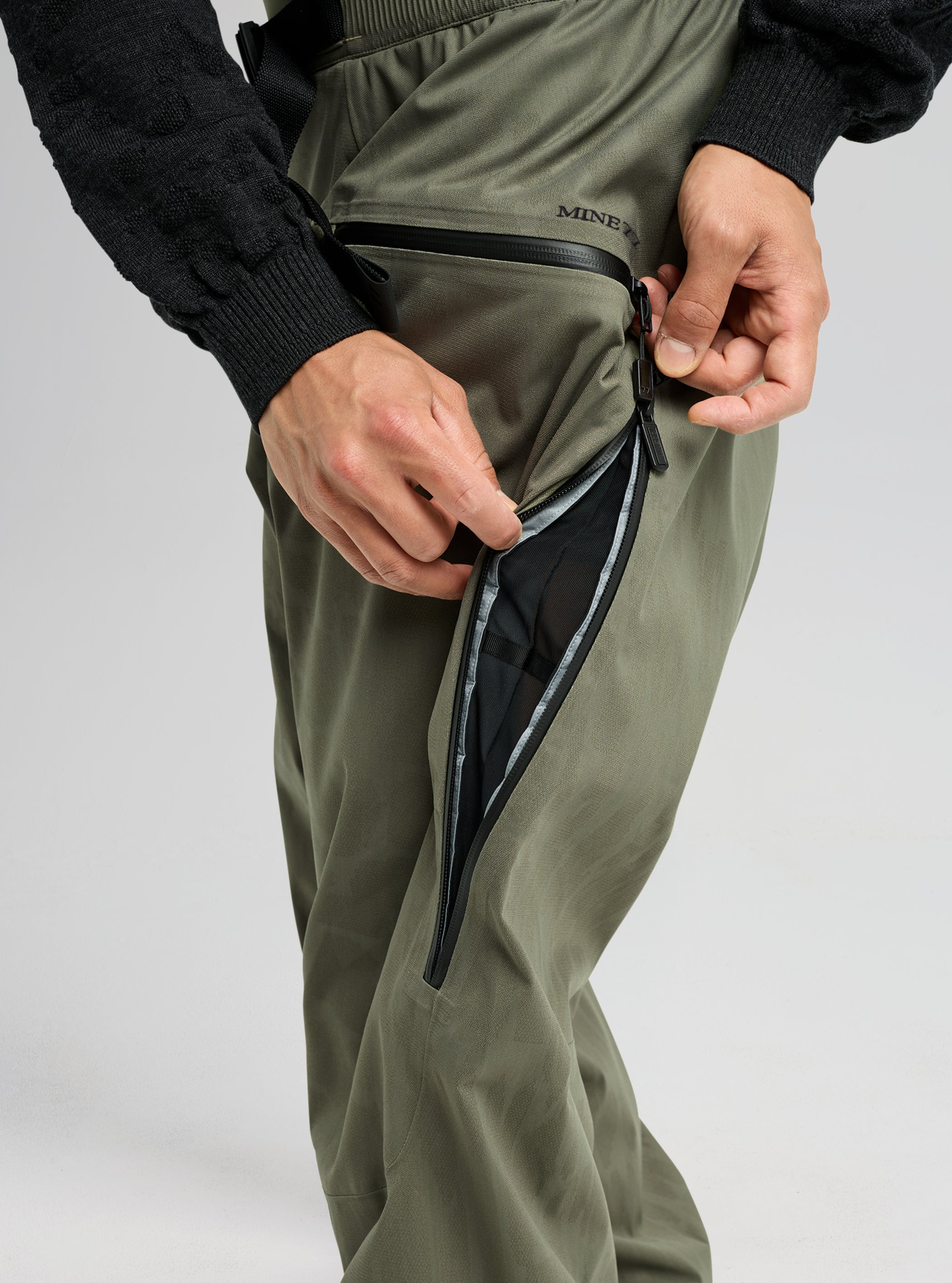 Burton MINE 77 2Dワープニット 3L パンツ