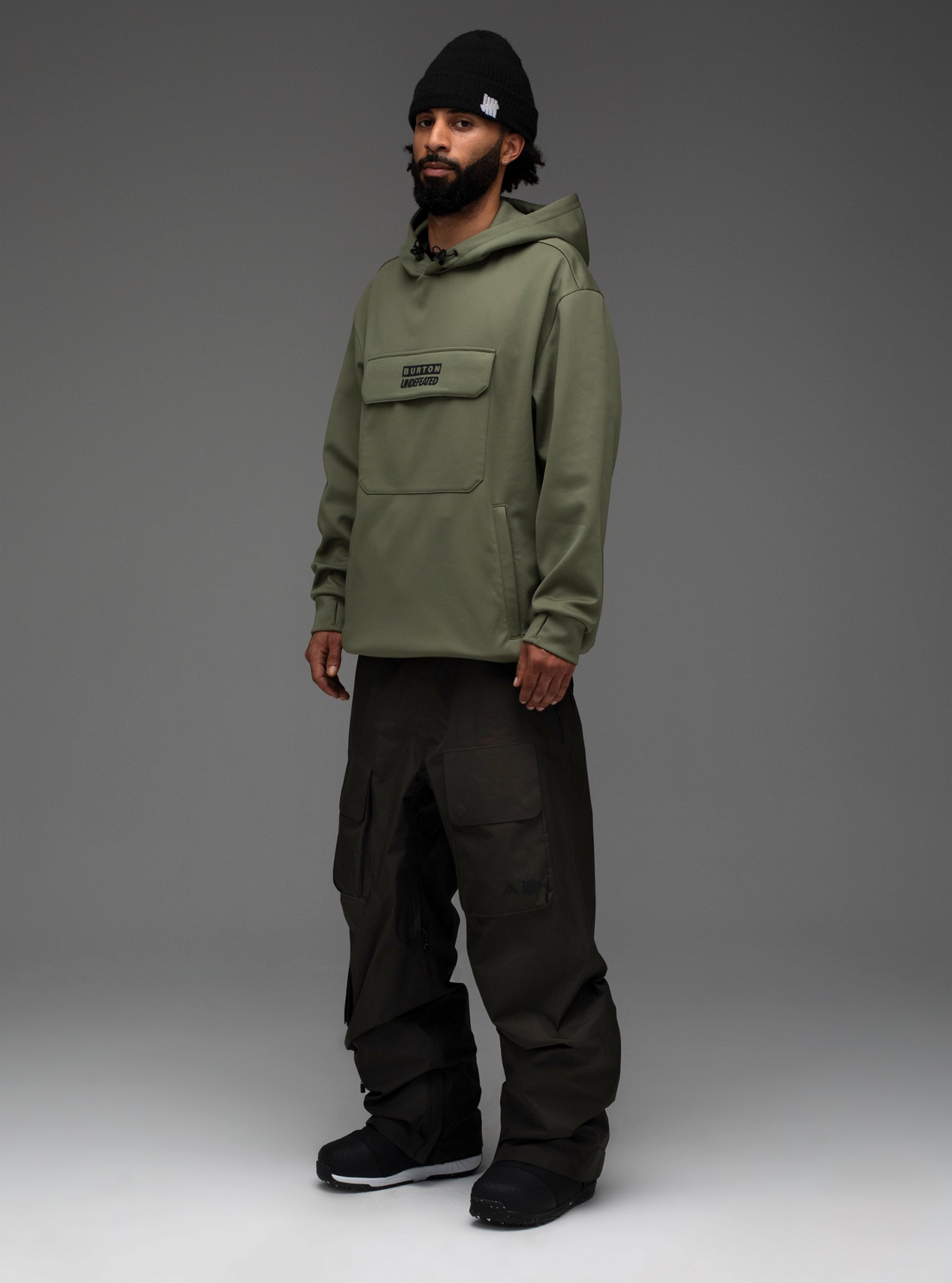 Product image of Men's Burton x Undefeated 2L GORE-TEX Bib Pants[Variant:Charcoal]