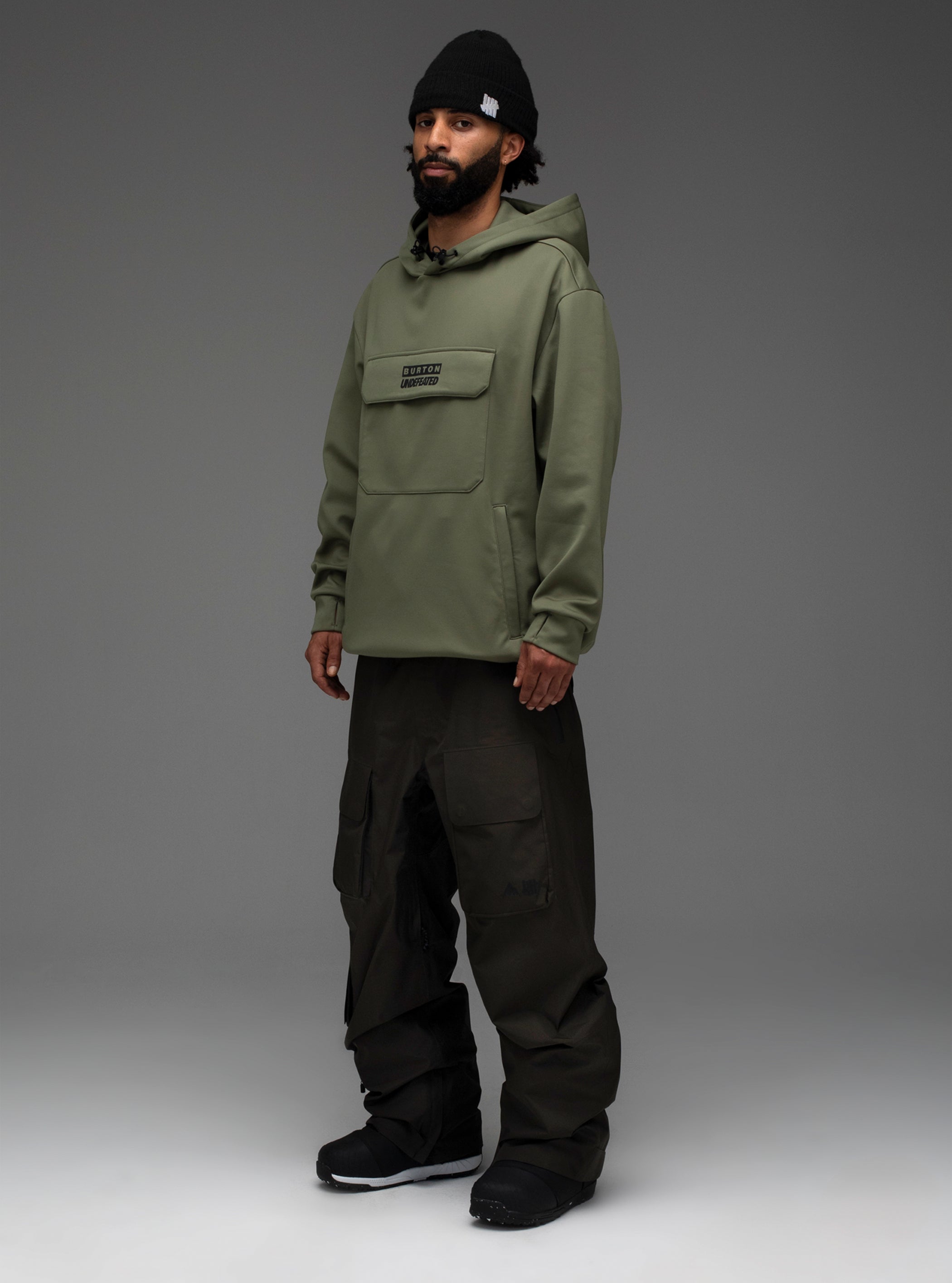 Product image of Men's Burton x Undefeated 2L GORE-TEX Bib Pants[Variant:Charcoal]