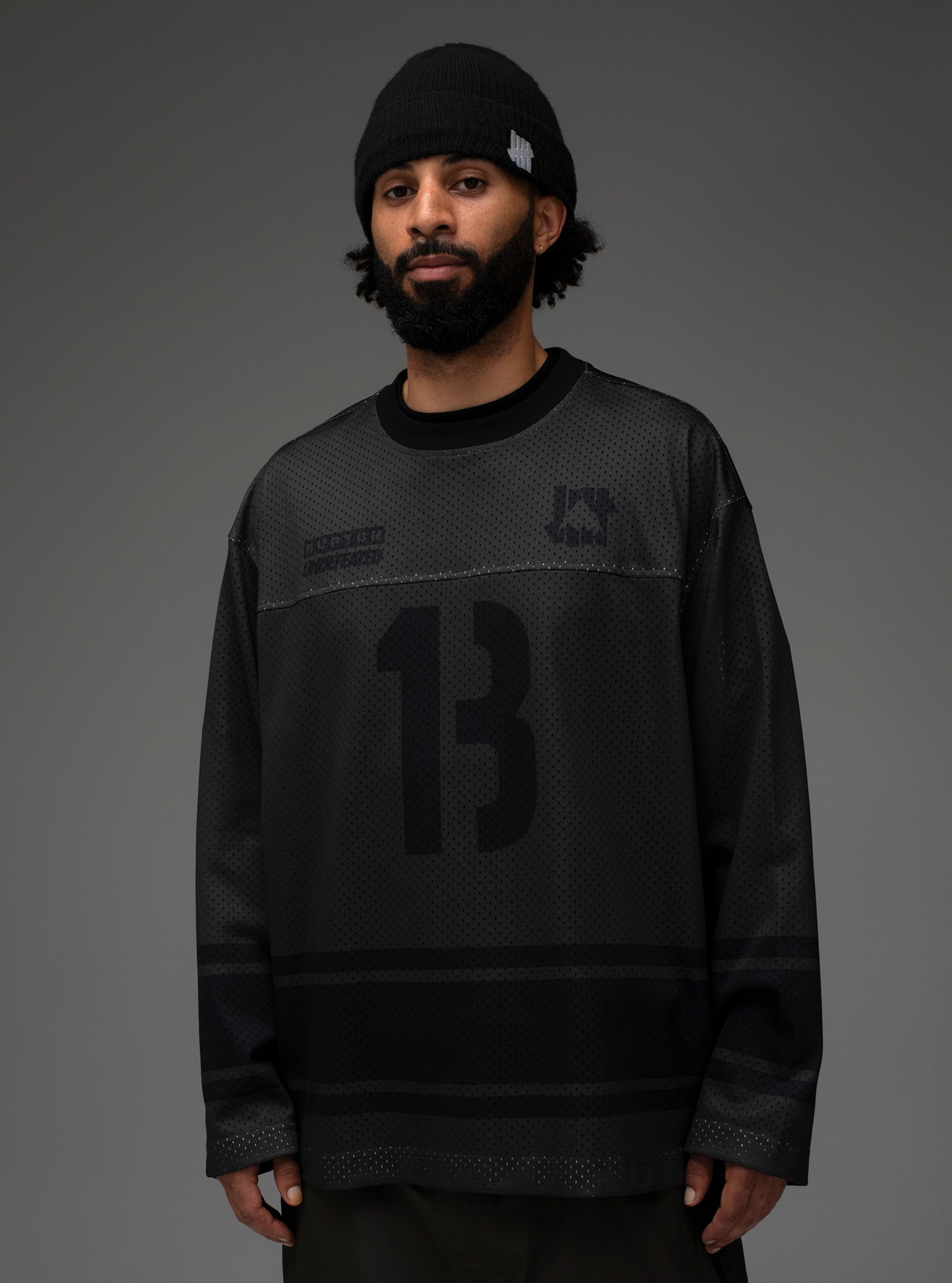 Product image of Men's Burton Undefeated Jersey Crewneck Sweatshirt[Variant:Charcoal]