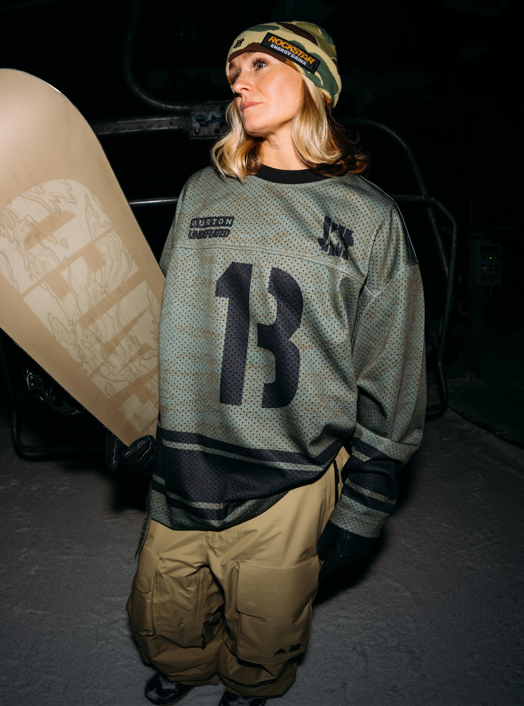 Burton Undefeated ジャージー クルーネック スウェットシャツ