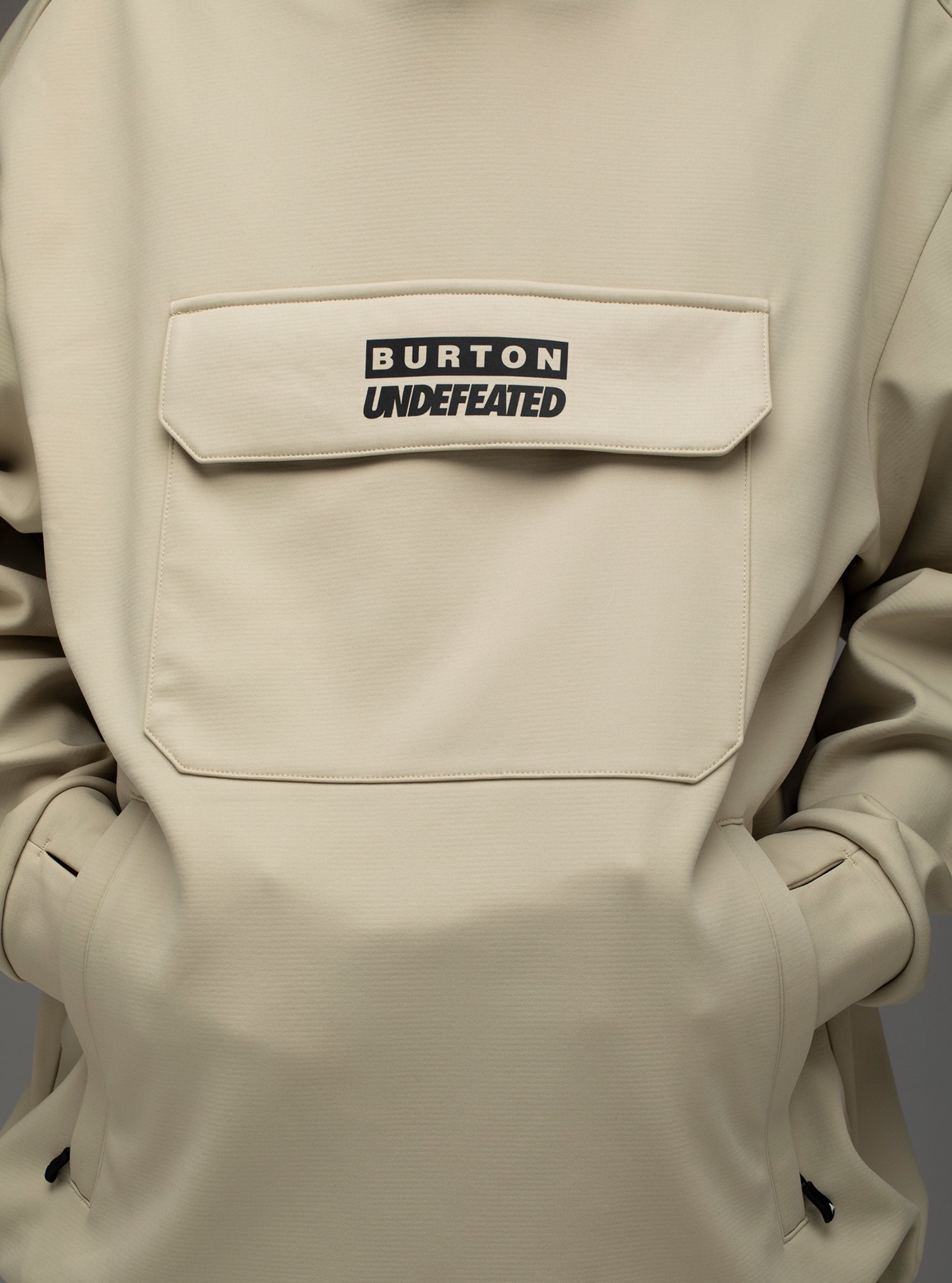 Burton Undefeated パフォーマンス フーディー