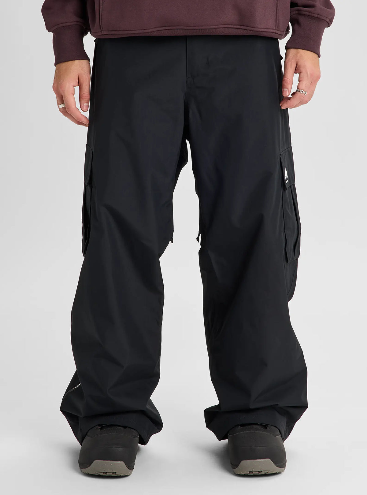 Product image of Men's Burton Reserve 2L Baggy Pant[Variant:True Black]
