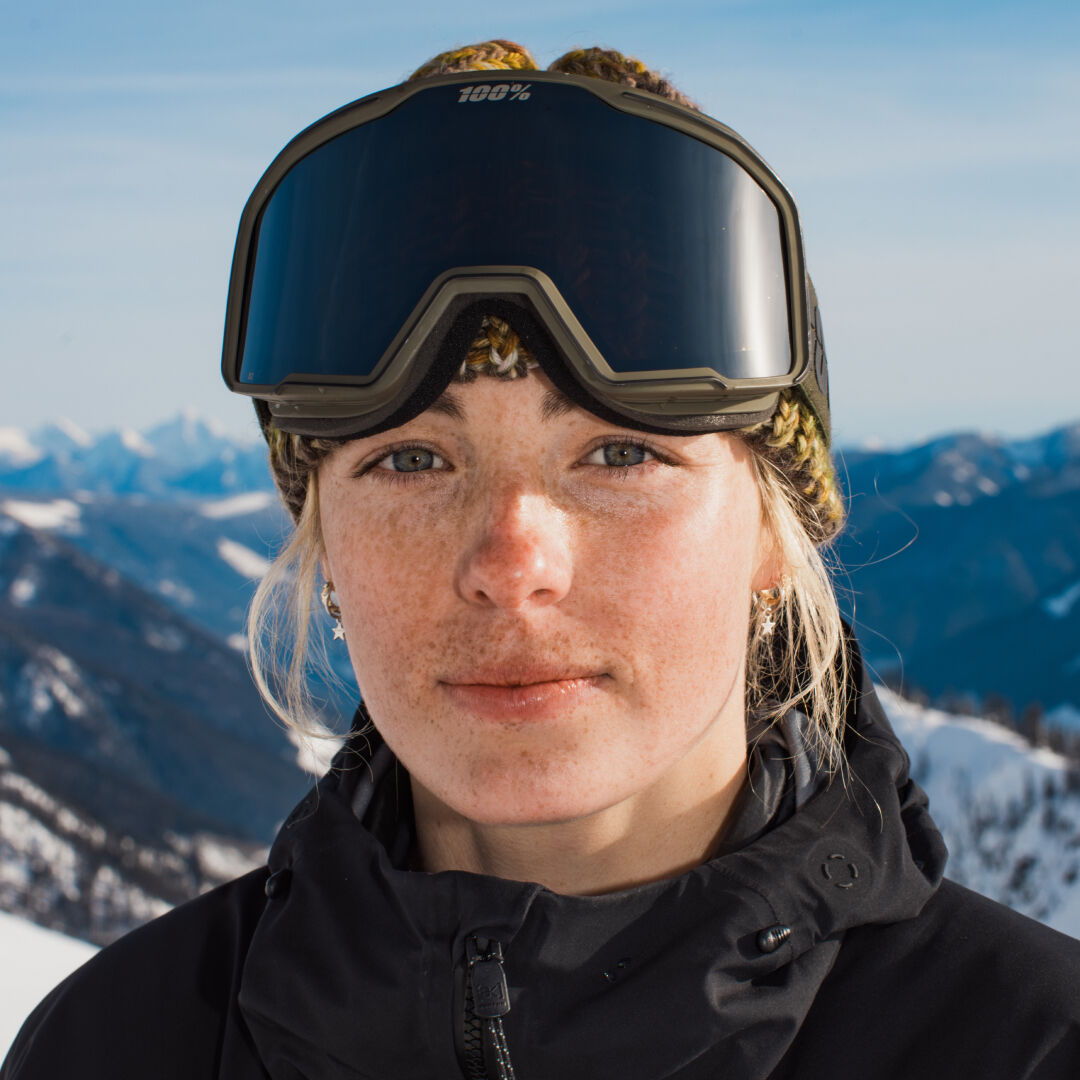 Zoi Sadowski-Synnott | 5X Medalist | Burton Team Rider | Burton