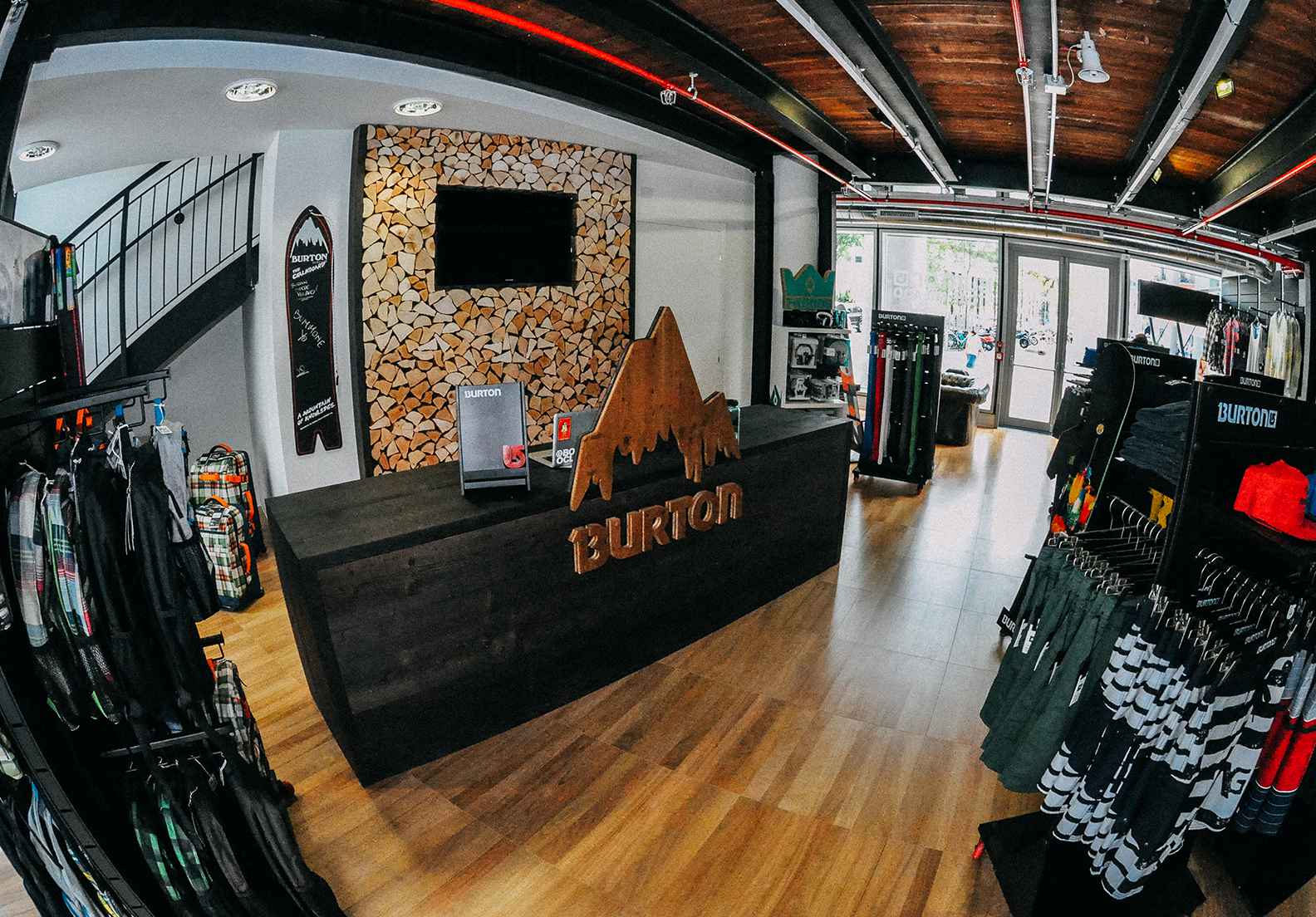 店舗 | Burton Snowboards